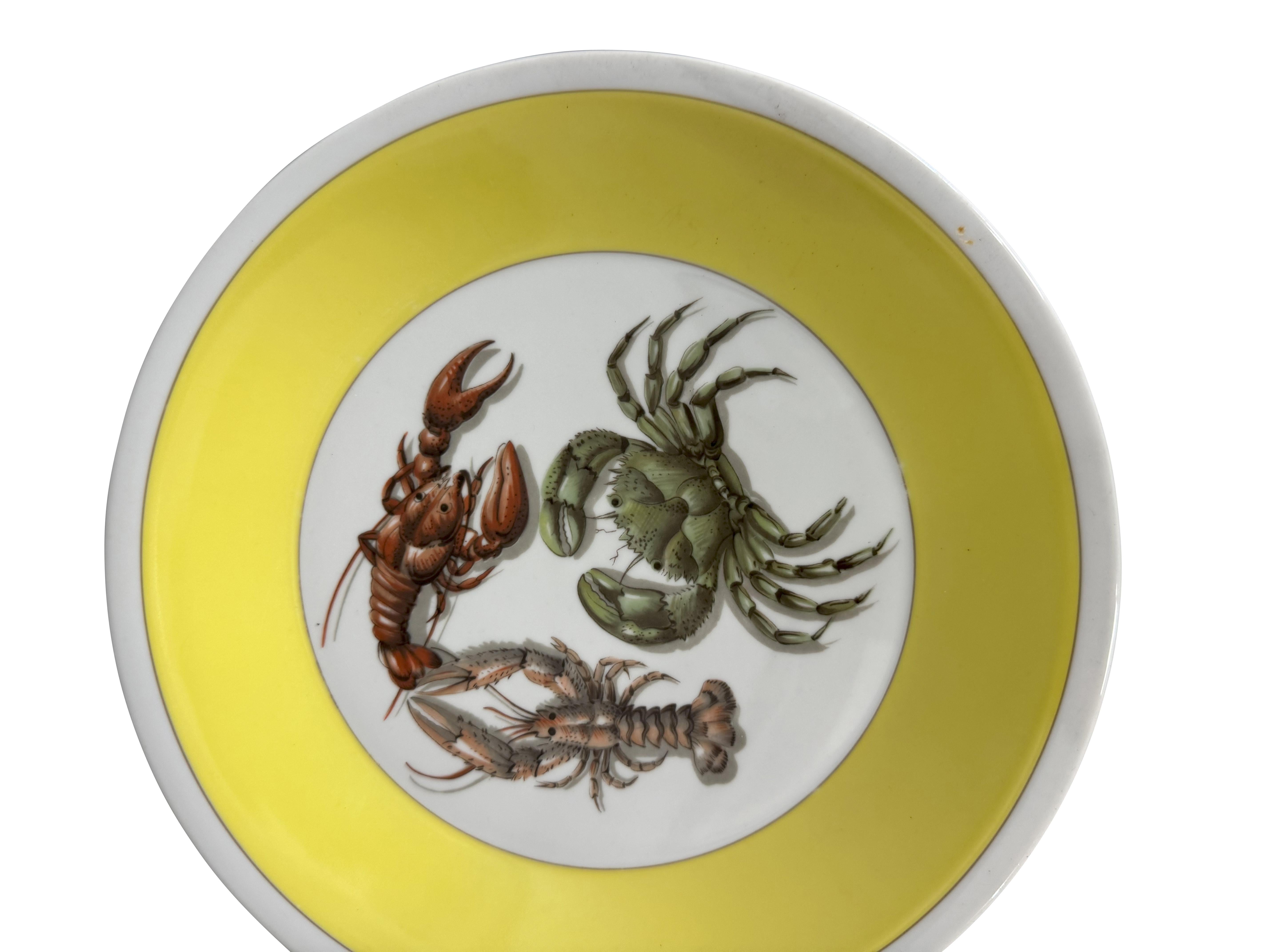 20th Century Set of Mottahedah Shellfish Plates and Matching Platter For Sale