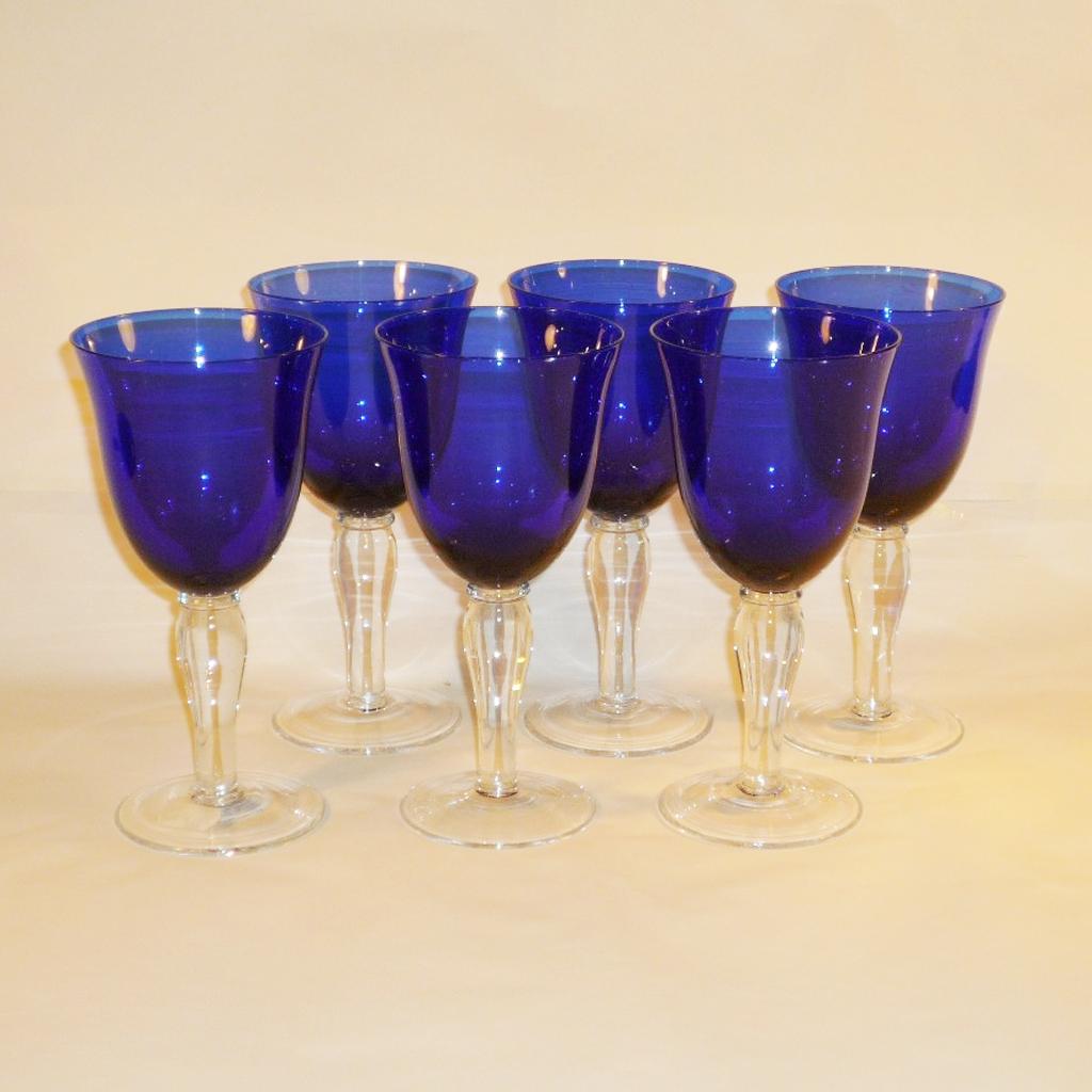 Italian Set of Mouth-Blown Wine Glasses Made of Cobalt Glass, Italy, circa 1920