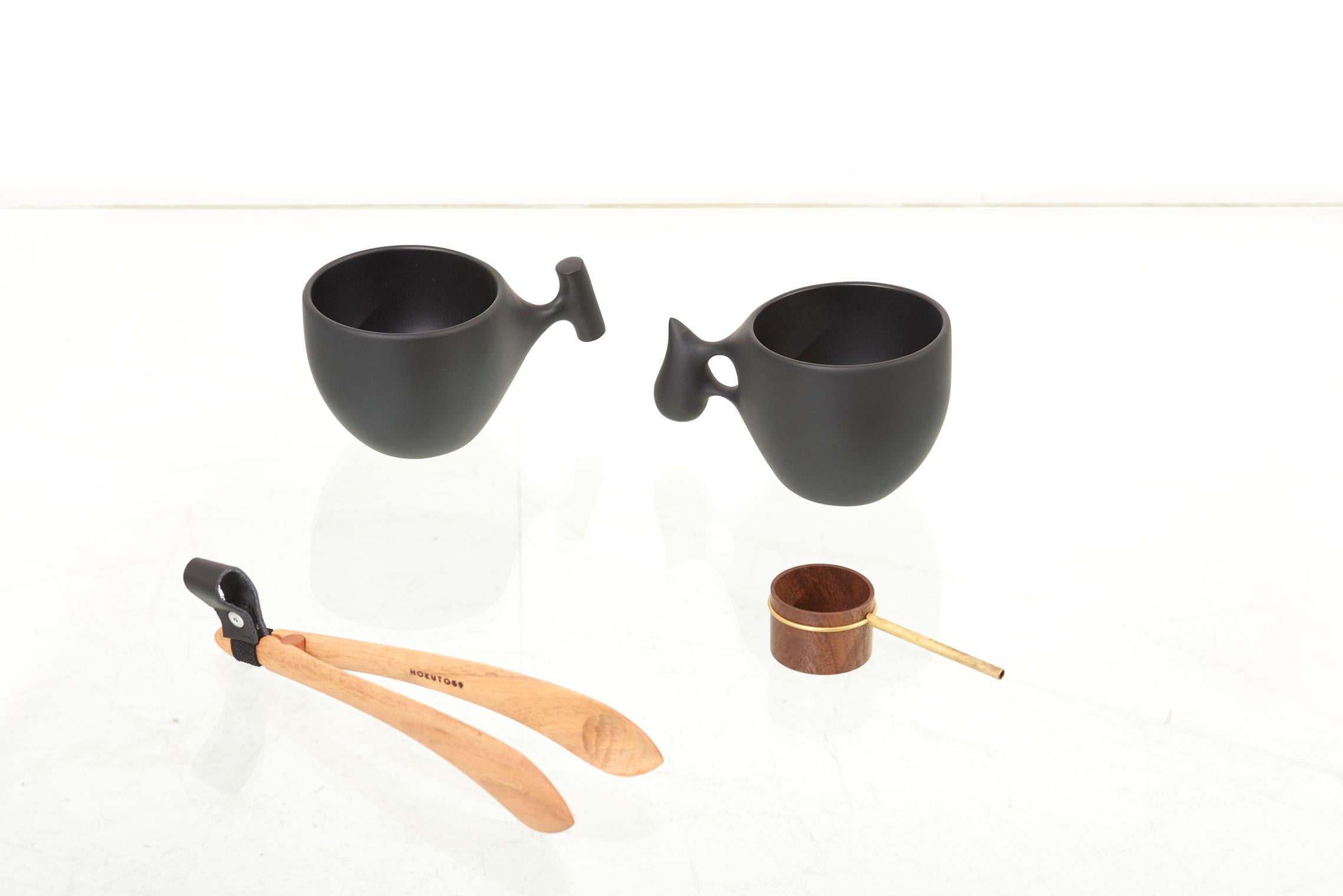 Contemporary Set of Hand-Crafted Mugs, Coffee Scoop and Tong by Hokuto Sekine, Japan, 2021 For Sale