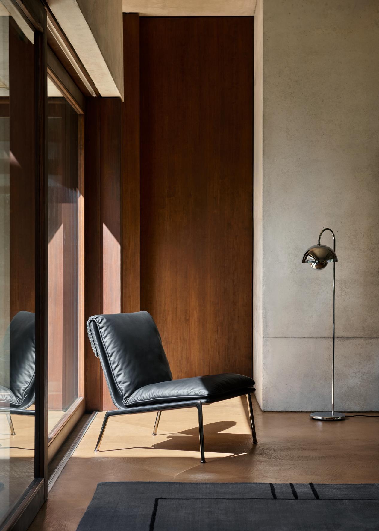 Set of Muno Lounge Chair & Footstool- Black Leather-Luca Nichetto for &T For Sale 3