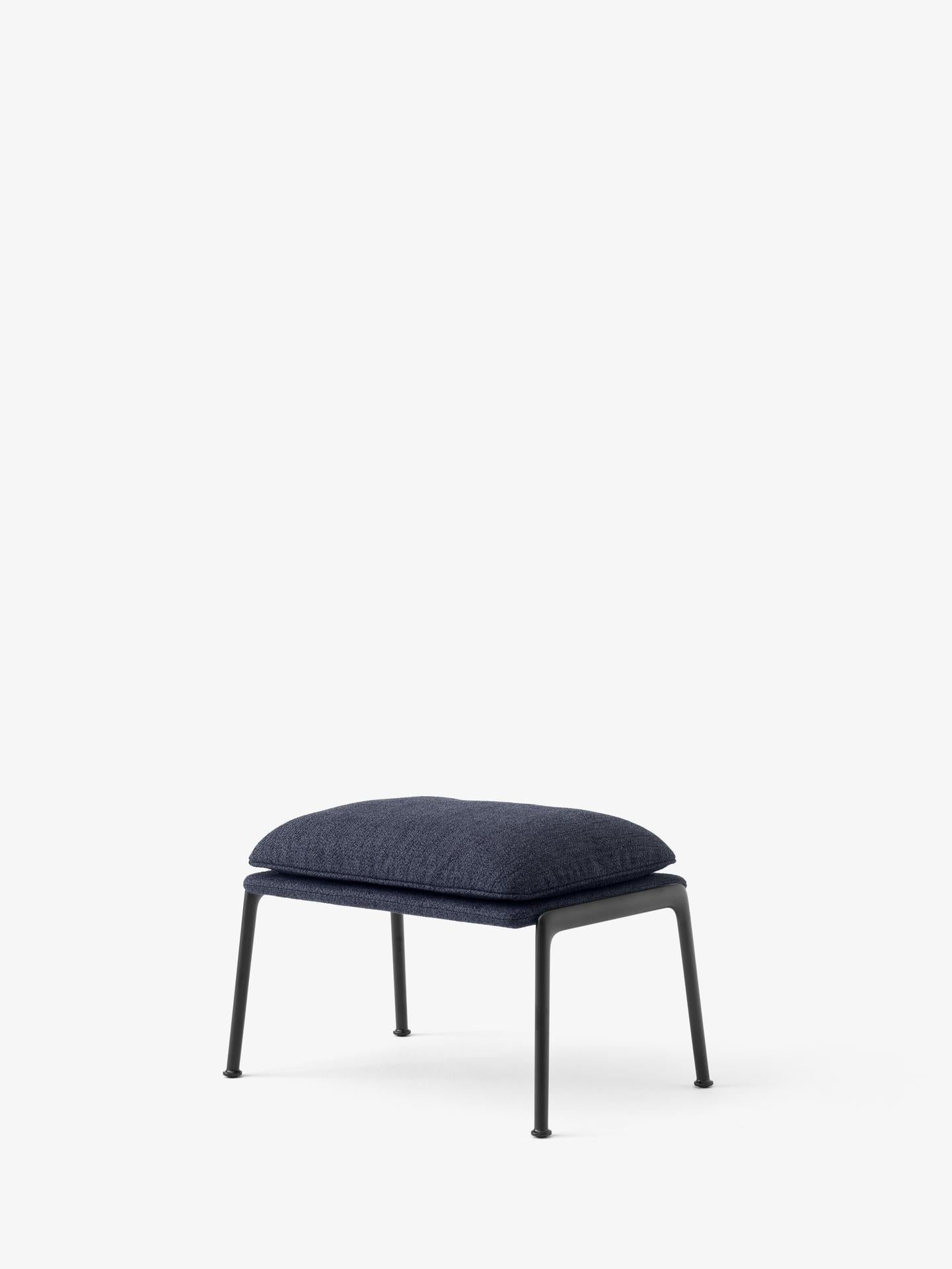 Conjunto de tumbona y reposapiés Muno- Kvadrat Ecriture 0780-Luca Nichetto para &T en Nuevo estado para la venta en Dubai, AE