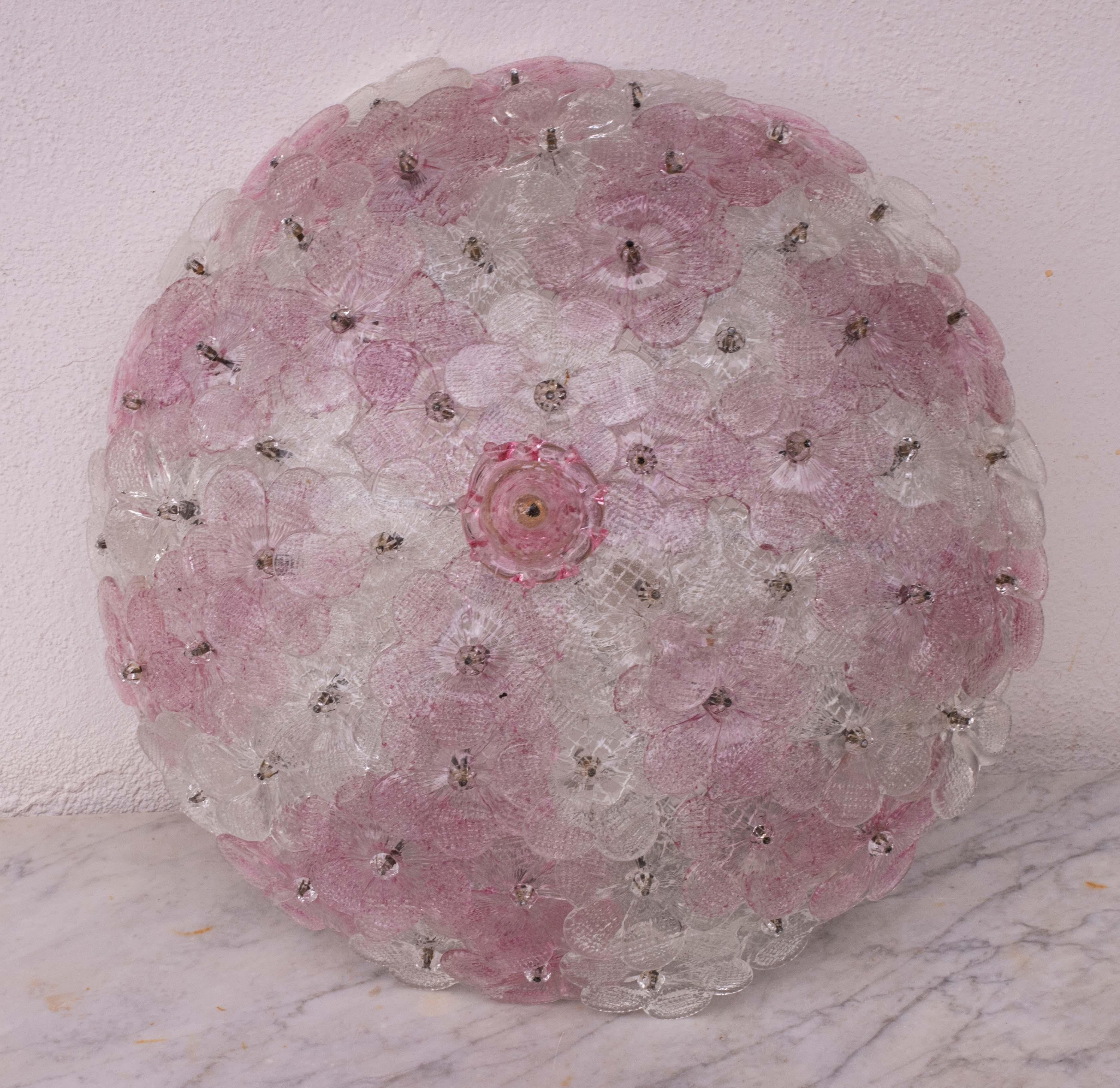 Europeo Set di plafoniere e 2 applique di Murano Fiore rosa di Seguso, 1970 in vendita