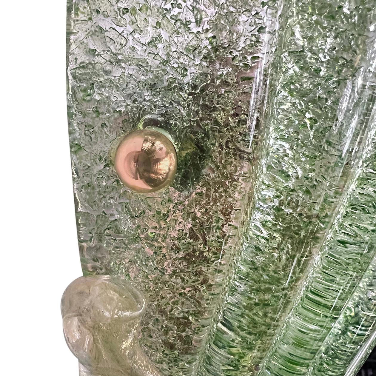 Milieu du XXe siècle Ensemble d'appliques en verre de Murano, vendu par paire en vente