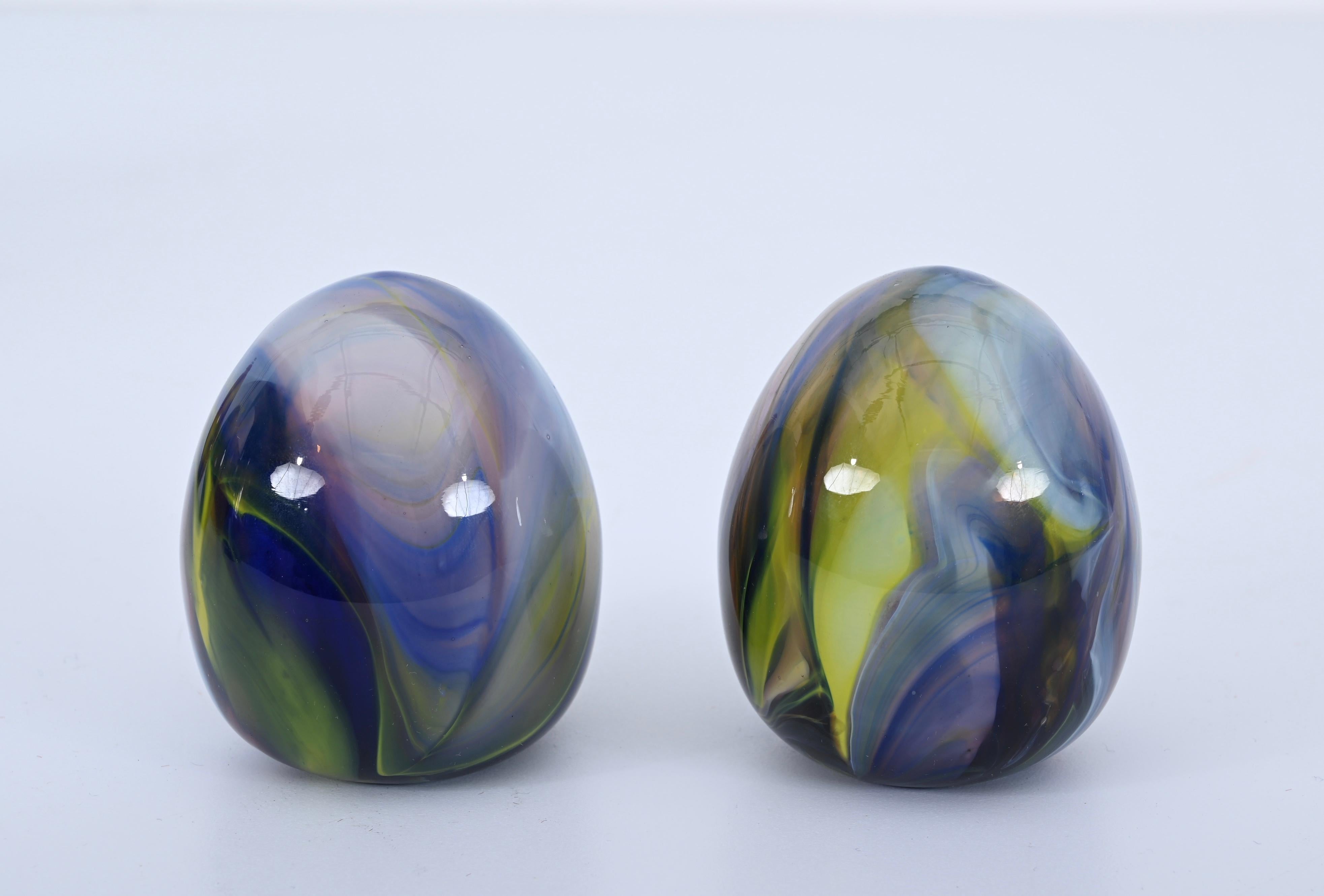 Set of Murano Hand-Blown Colored Glass Eggs, by Archimede Seguso, Italy, 1970s For Sale 4