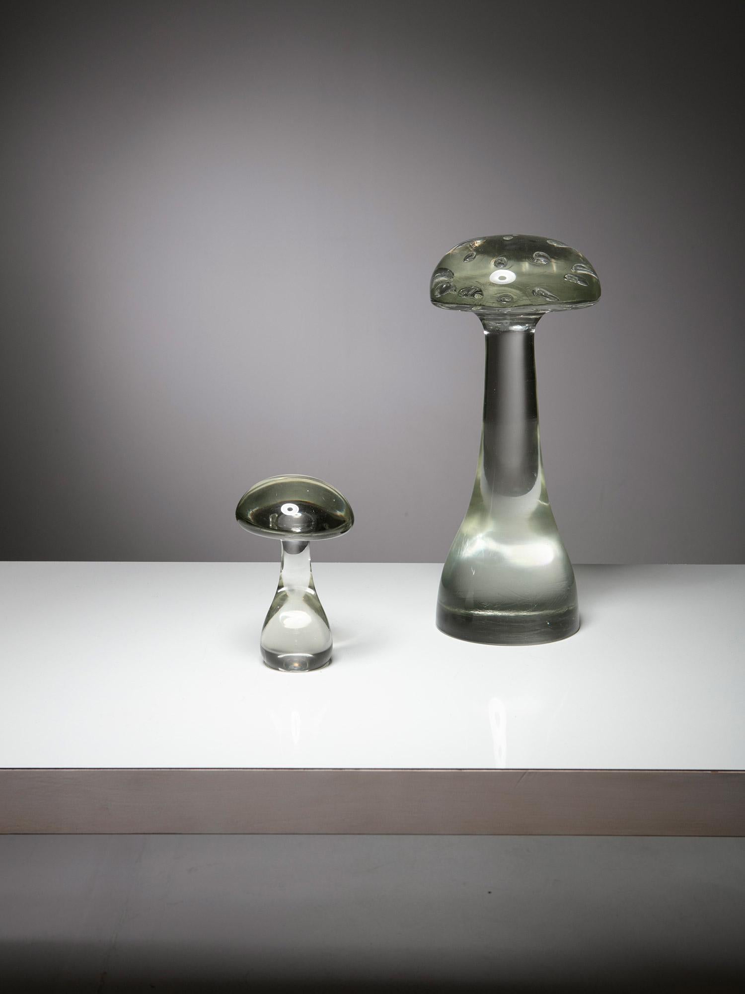 Ensemble de sculptures en verre de Murano « Mushroom » de Cenedese, Italie, années 1960 Bon état - En vente à Milan, IT