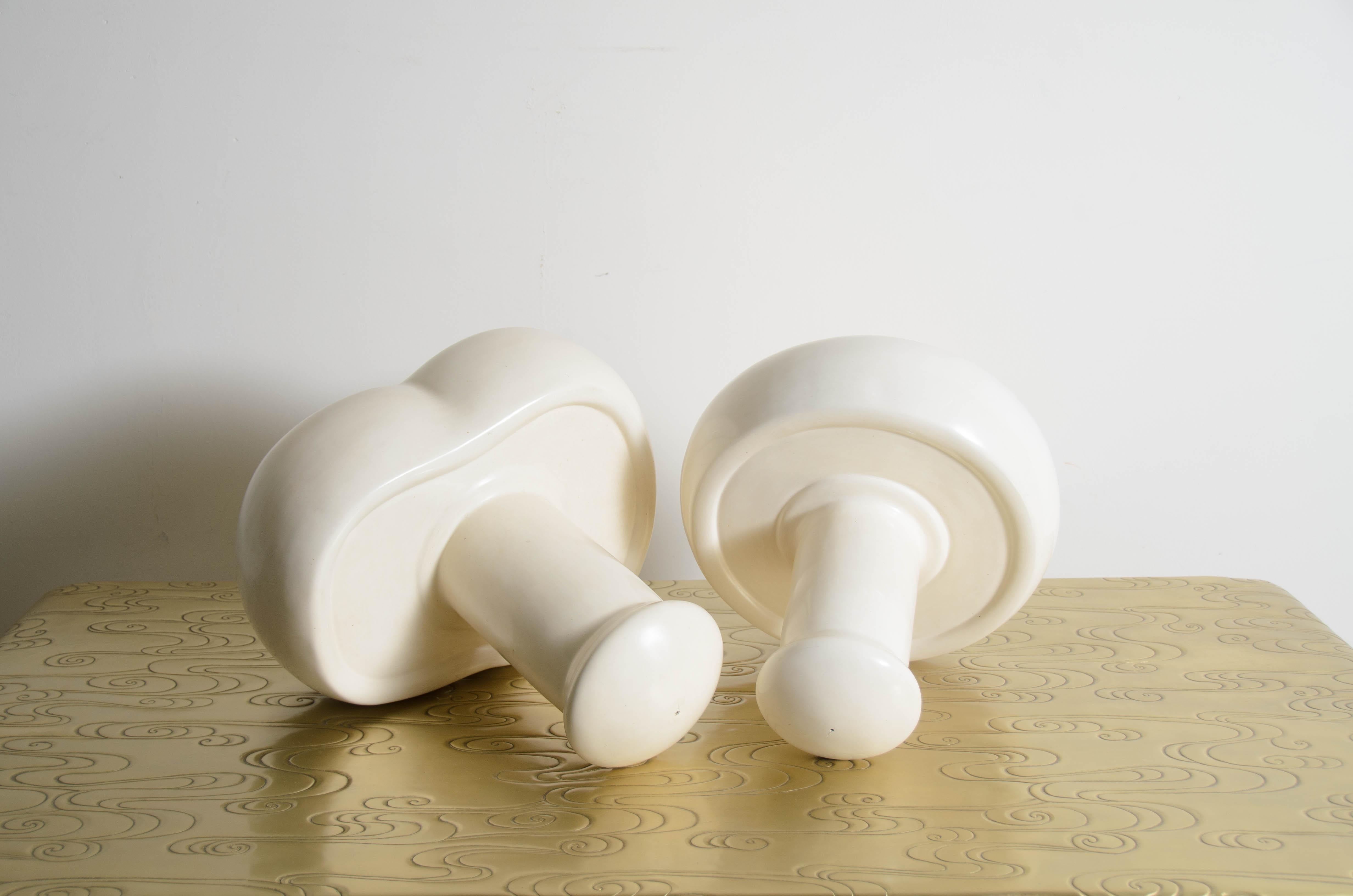 Modern Set of Mushroom Sculptures in Cream Lacquer by Robert Kuo, Limited Edition For Sale