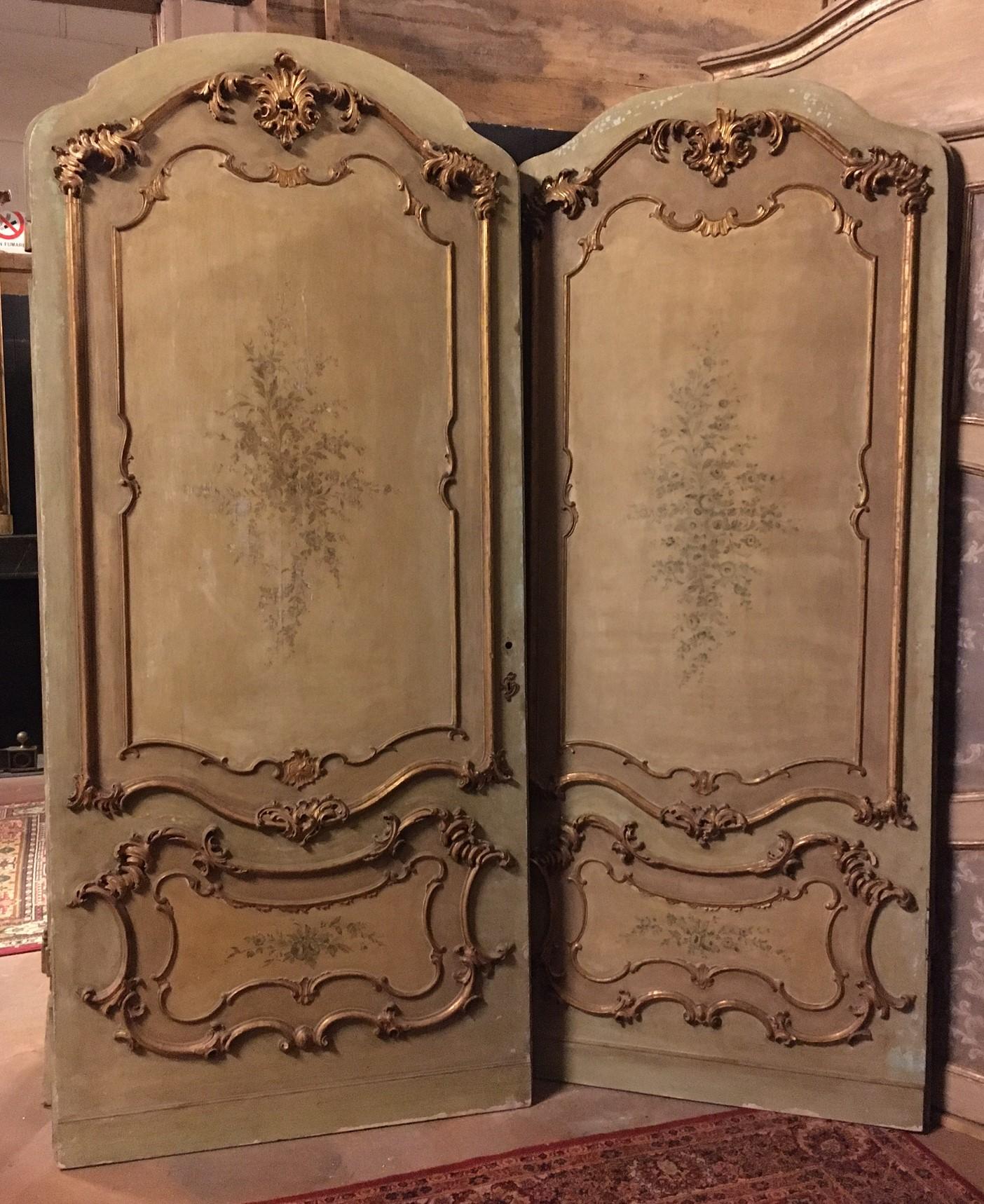 set of N.9 lacquered and painted doors, different motifs, curtained, Italy In Good Condition In Cuneo, Italy (CN)