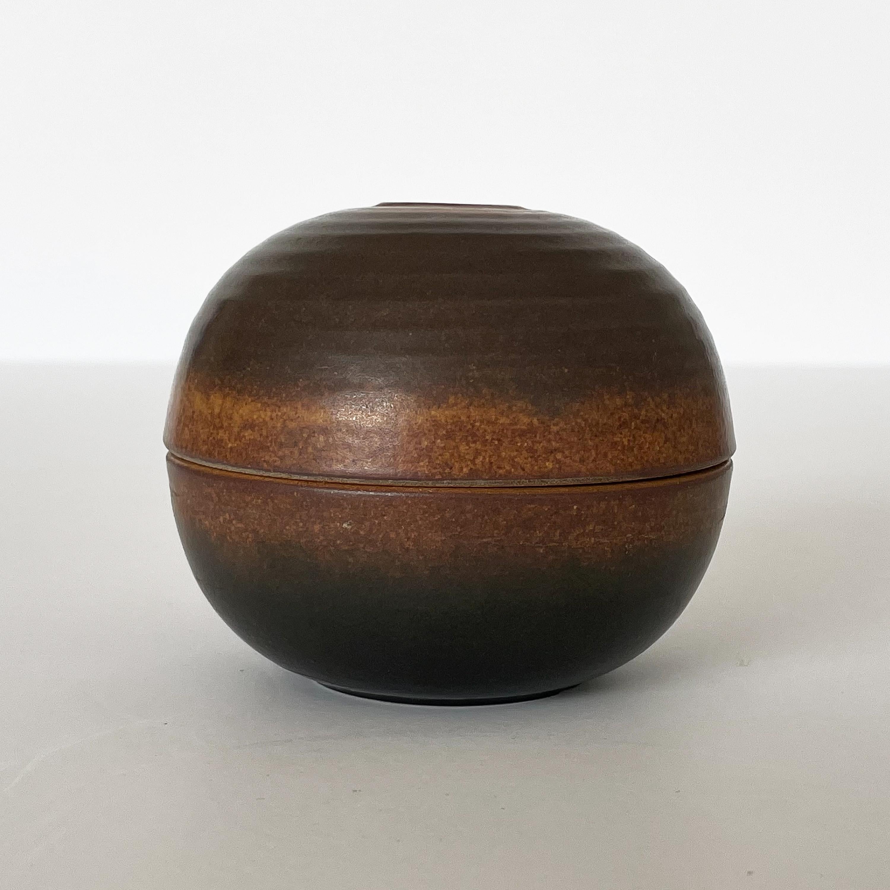 Set of Nanni Valentini Ceramic Sphere Boxes for Ceramica Arcore For Sale 3