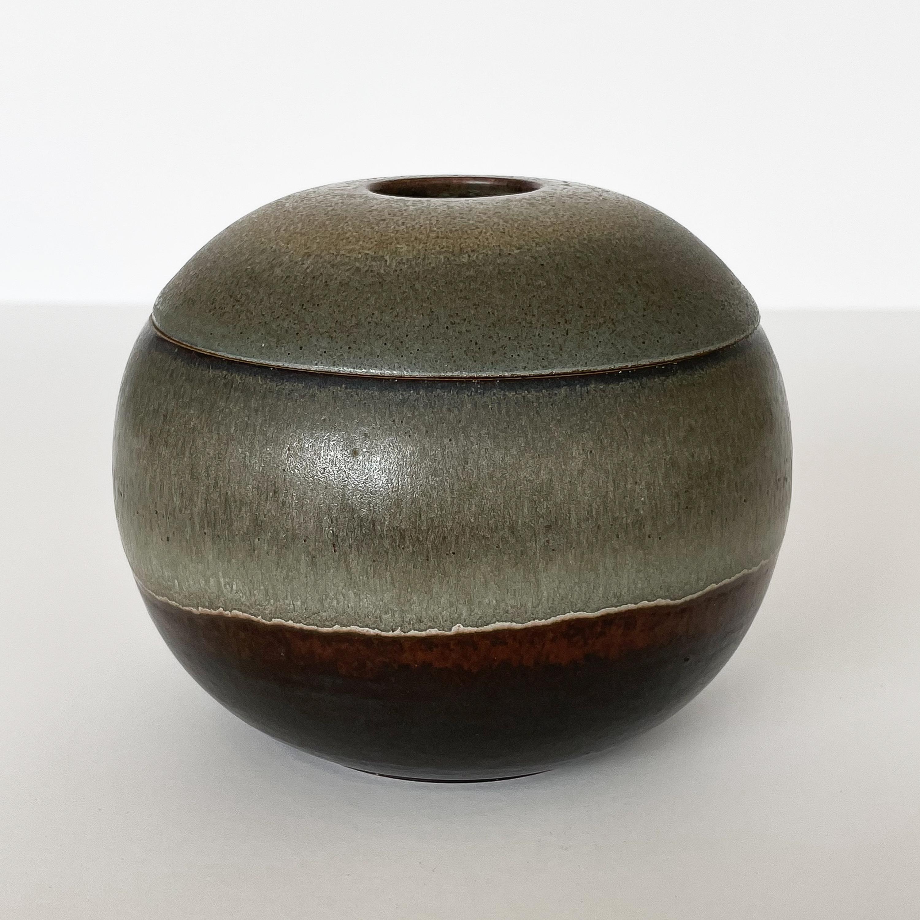 Mid-Century Modern Set of Nanni Valentini Ceramic Sphere Boxes for Ceramica Arcore For Sale
