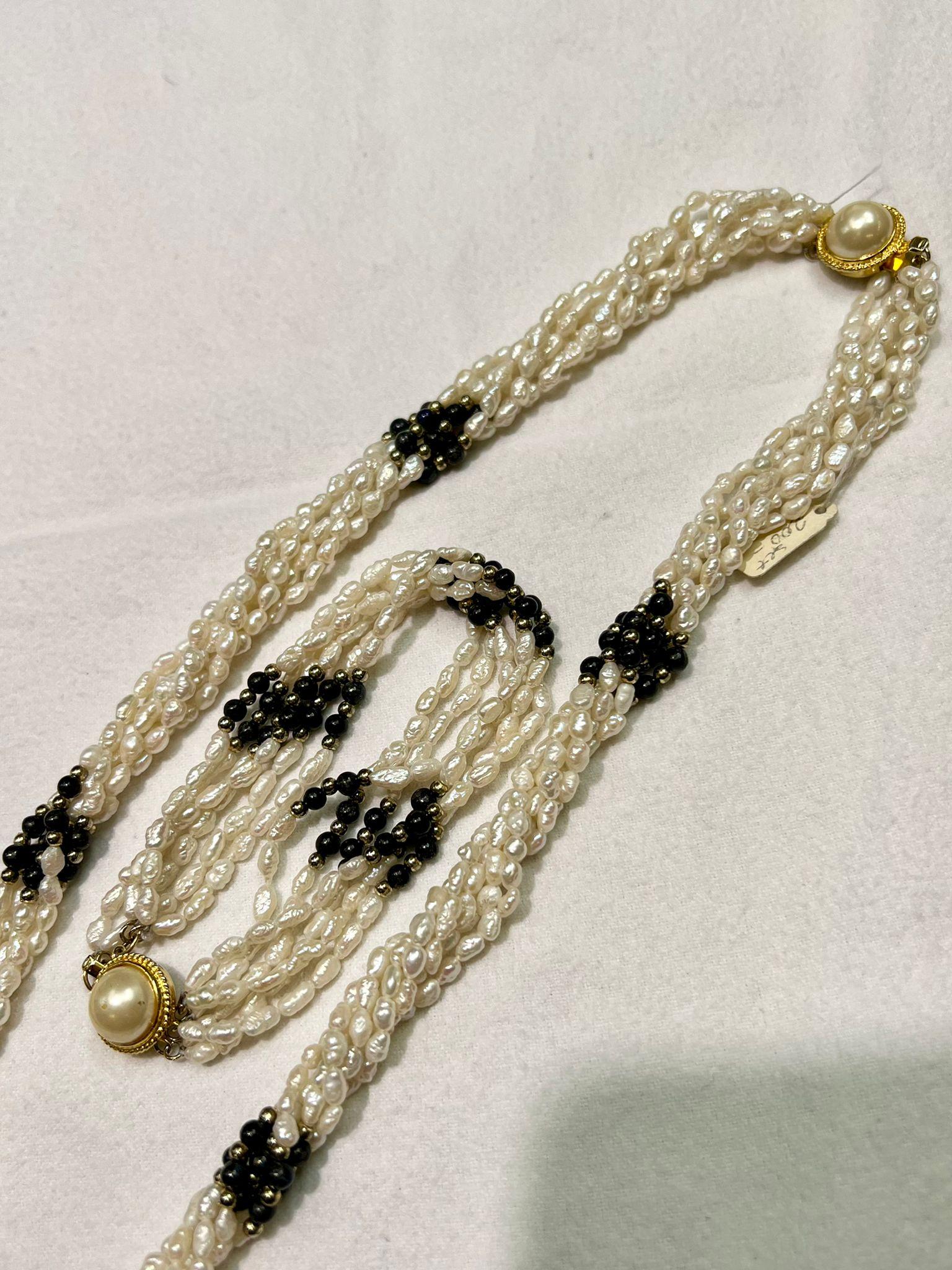 Set of Necklace and Bracelet Freshwater Pearls with Mabe Pearl Clasp Necklace 2 For Sale 8