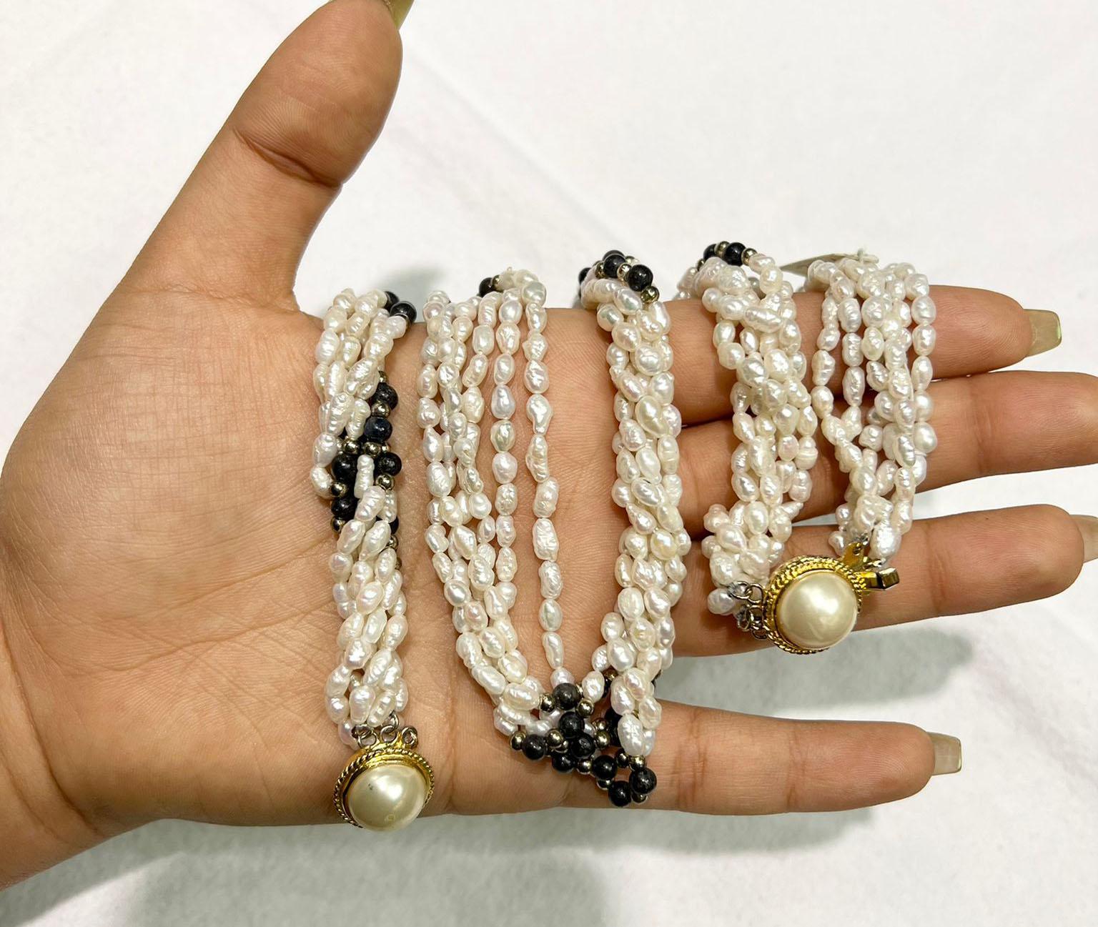 Set of Necklace and Bracelet Freshwater Pearls with Mabe Pearl Clasp Necklace 2 For Sale 4