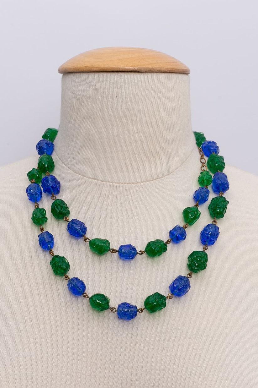 Women's Set of Necklace and Bracelet in Baroque Glass Beads For Sale