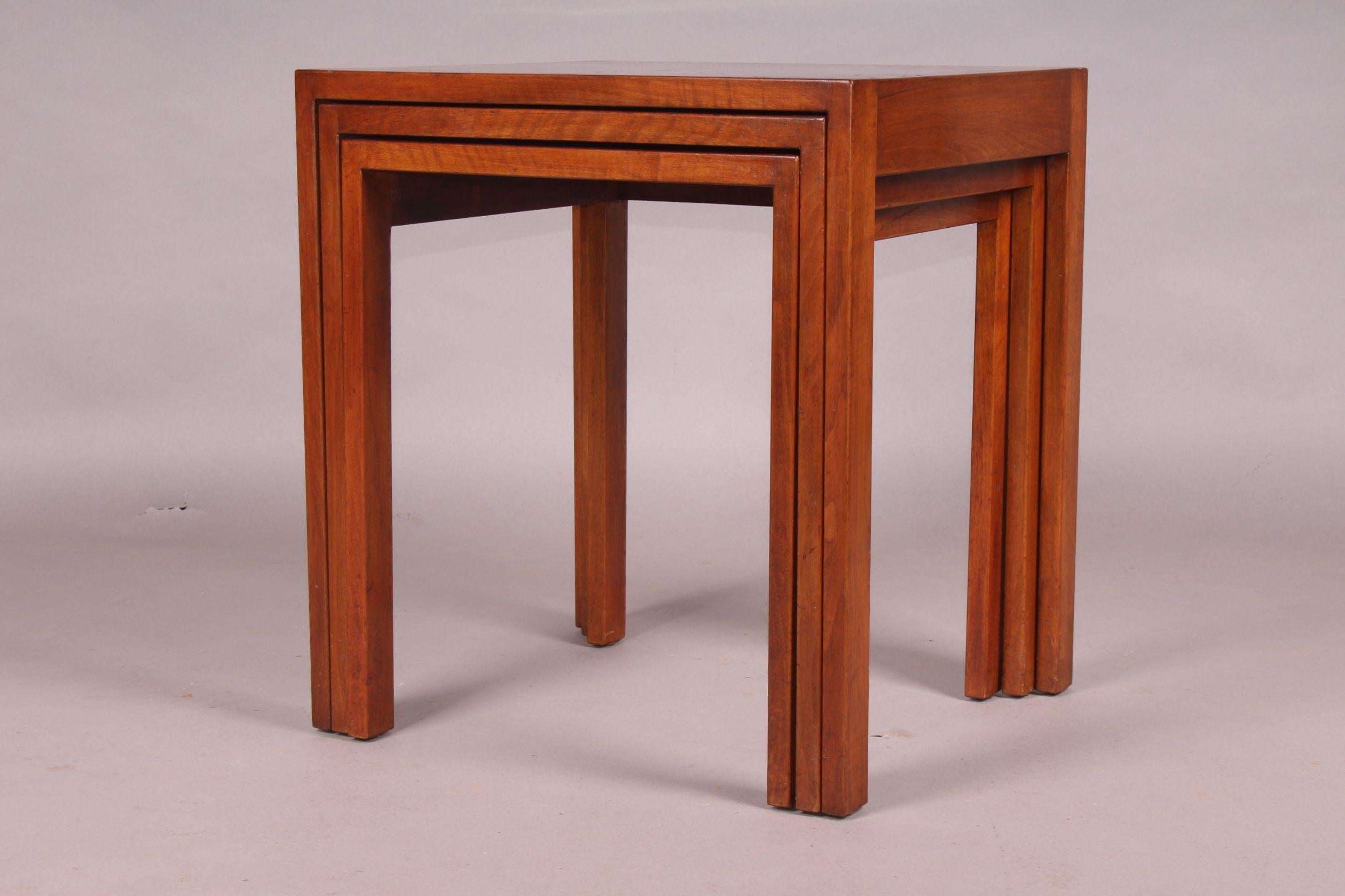 Set of Nesting Table 4