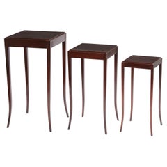 Tavoli di nidificazione e tavoli impilabili in Wood