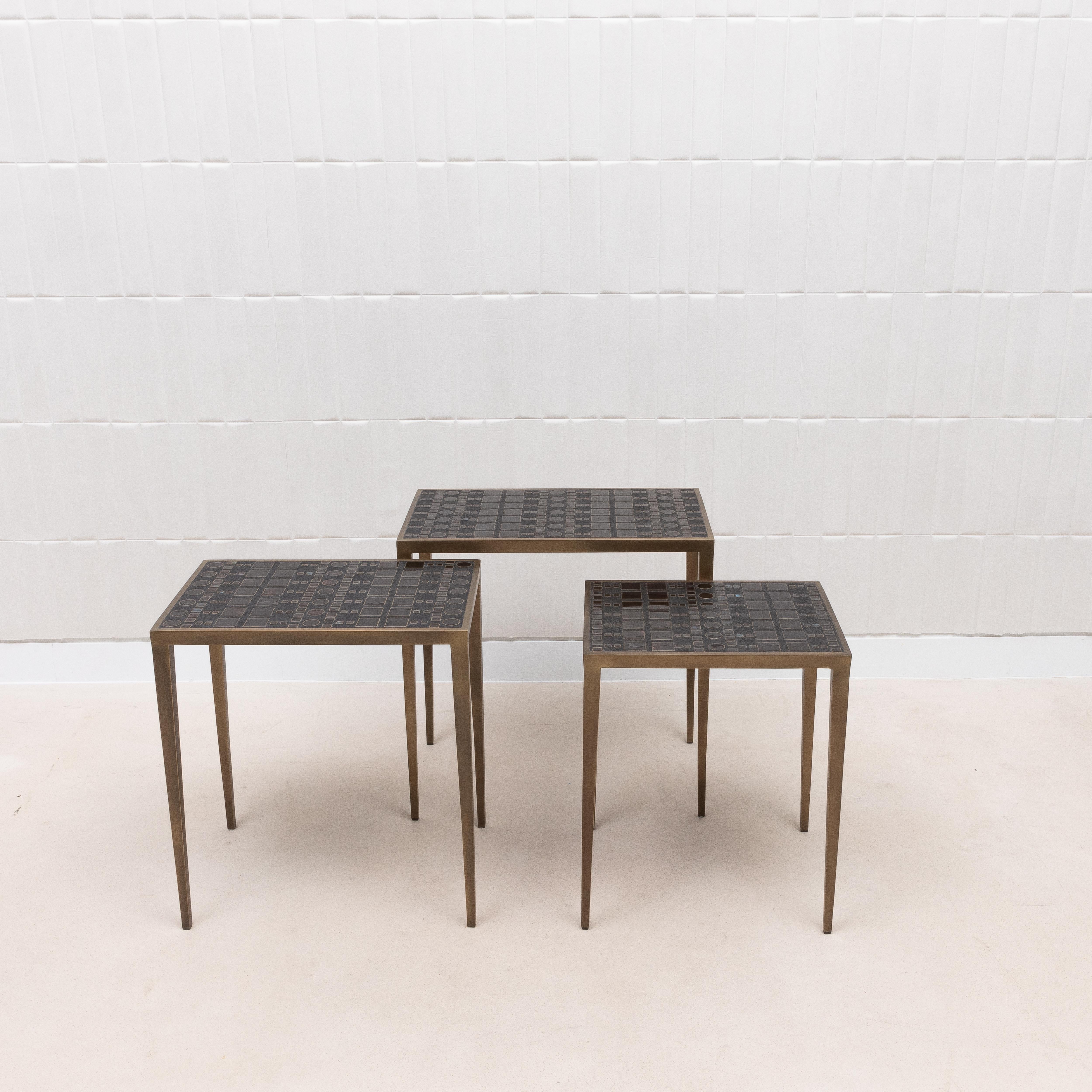 Set of Nesting Tables in Black Shagreen and Pen Shell with Brass by R&Y Augousti For Sale 6