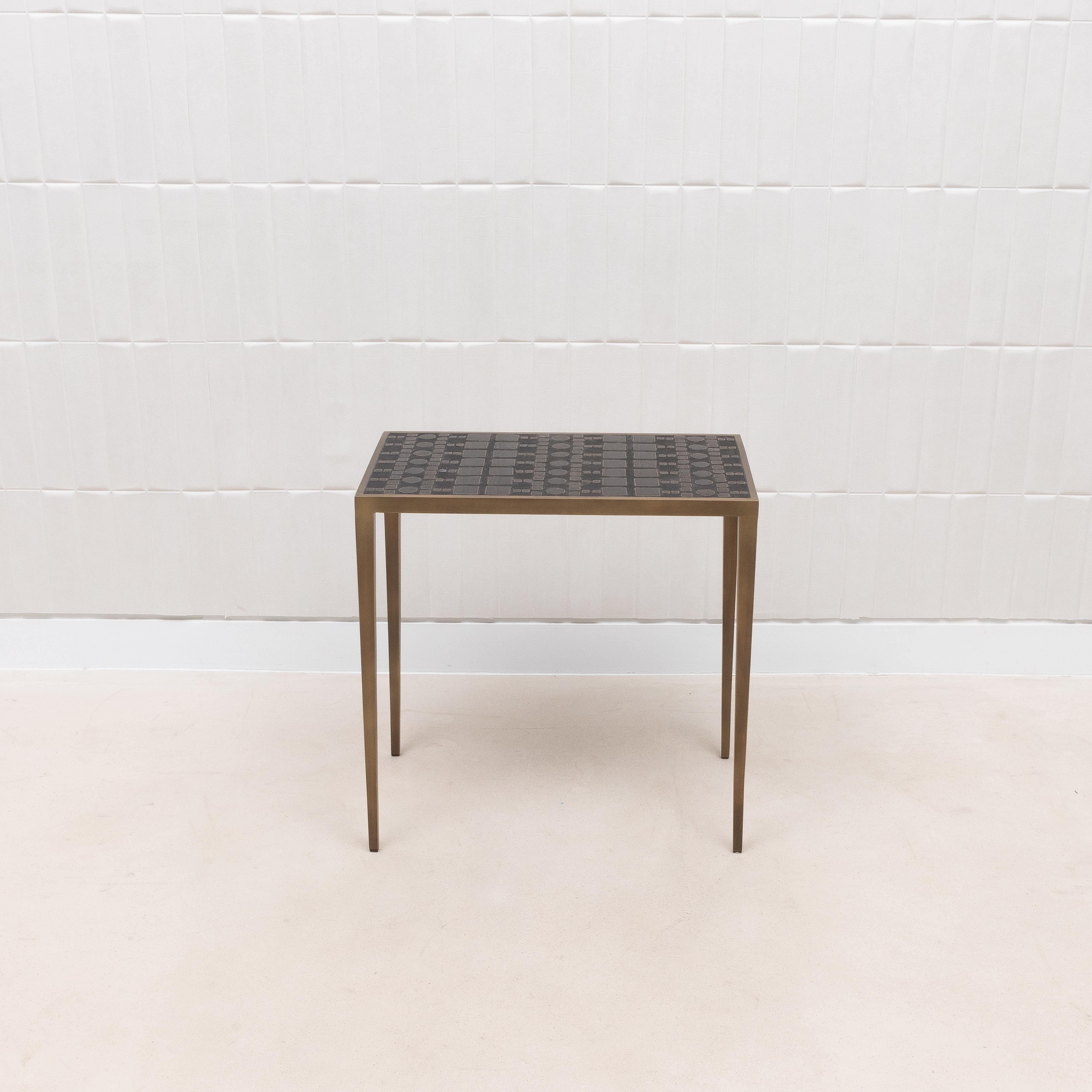 Set of Nesting Tables in Black Shagreen and Pen Shell with Brass by R&Y Augousti For Sale 8