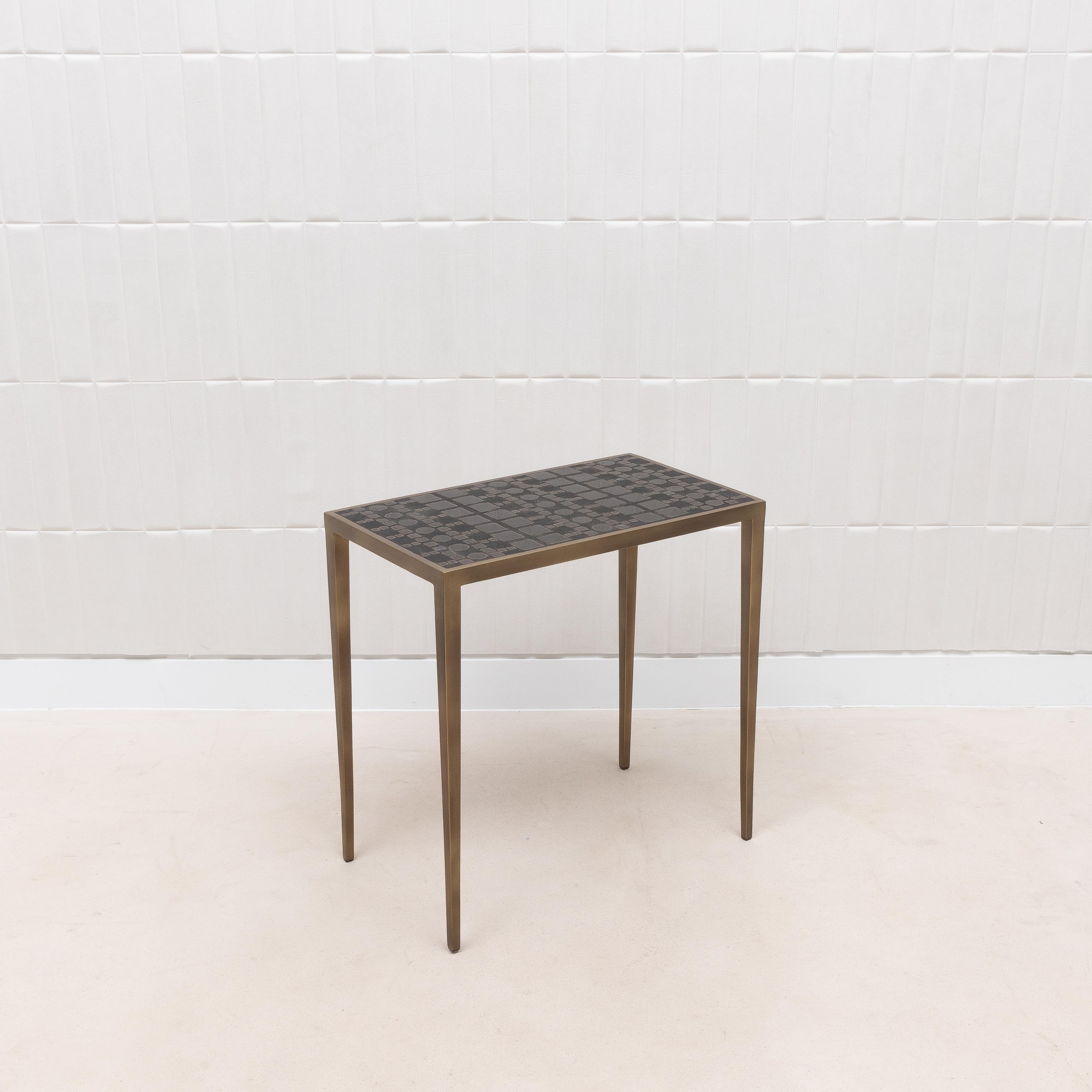Set of Nesting Tables in Black Shagreen and Pen Shell with Brass by R&Y Augousti For Sale 11