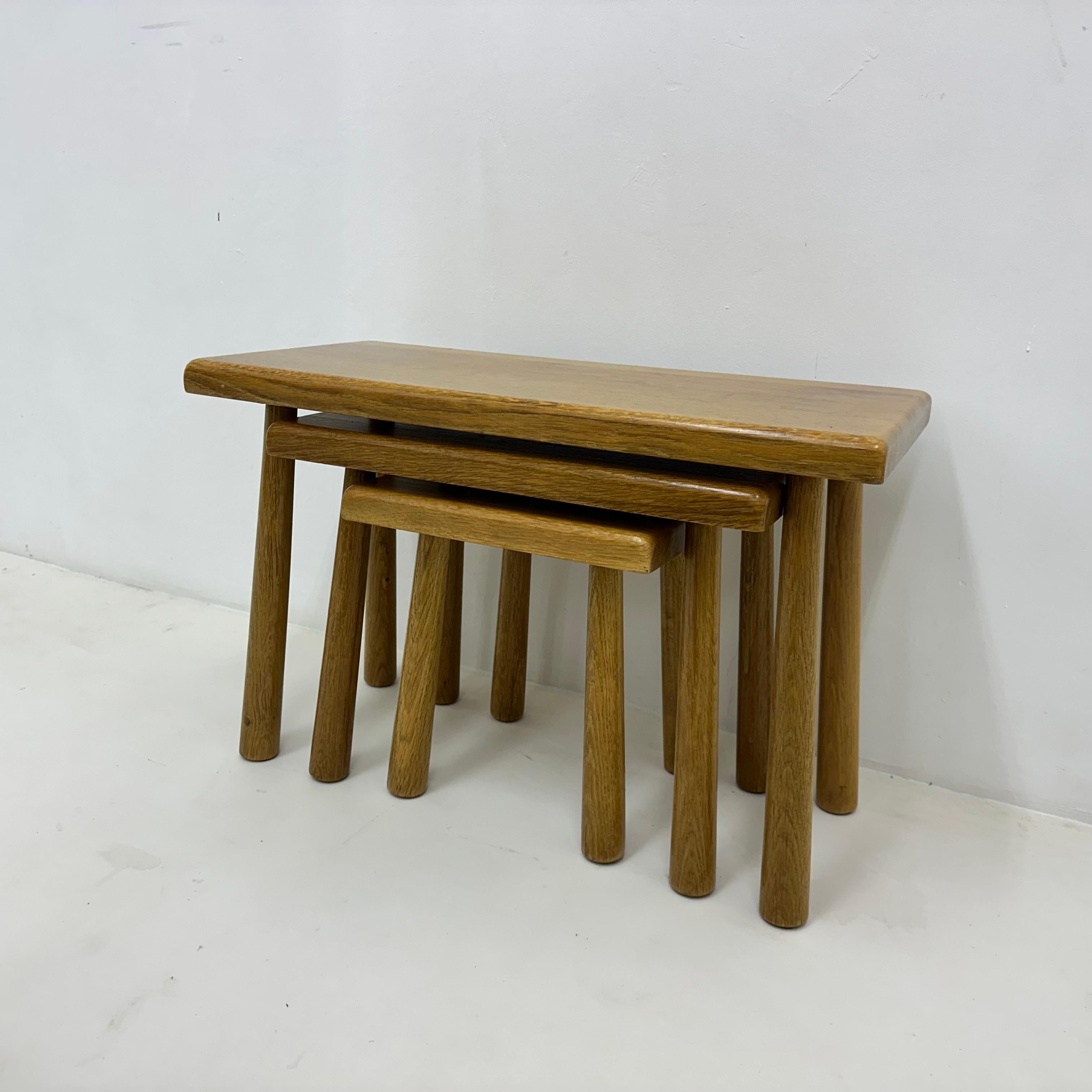 Set of nesting tables solid oak wood brutalist , 1970s For Sale 12