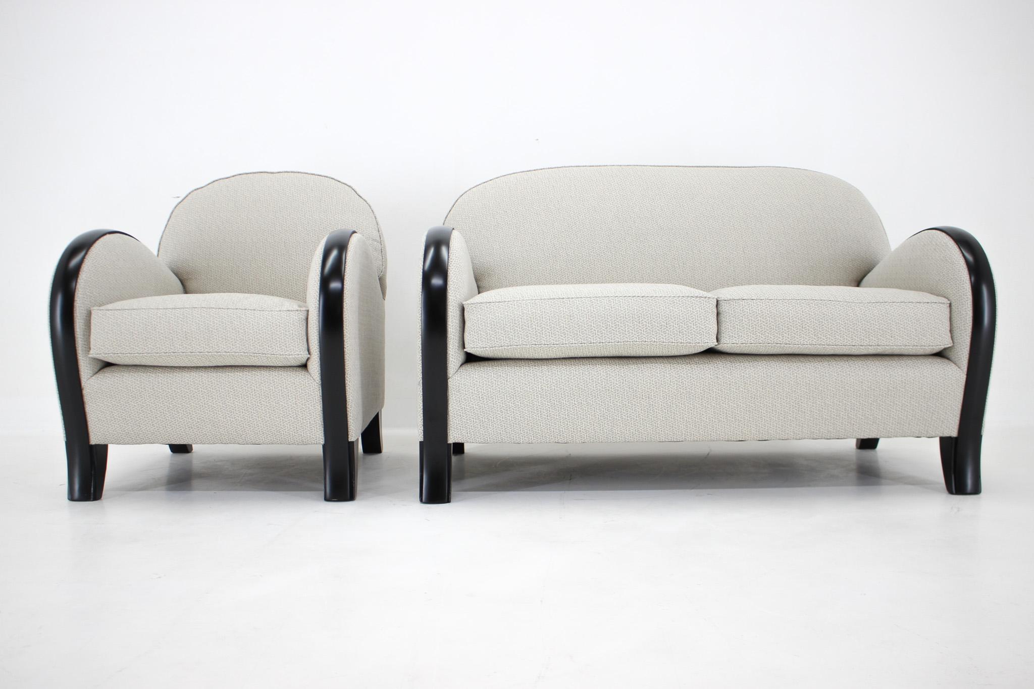 Set of Newly Upholstered Two Seat Sofa & Armchair, Italy, 1940s 7