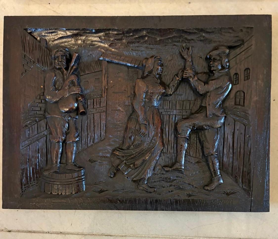 Set di nove pannelli antichi vittoriani intagliati a mano di Oak In condizioni buone in vendita a Suffolk, GB