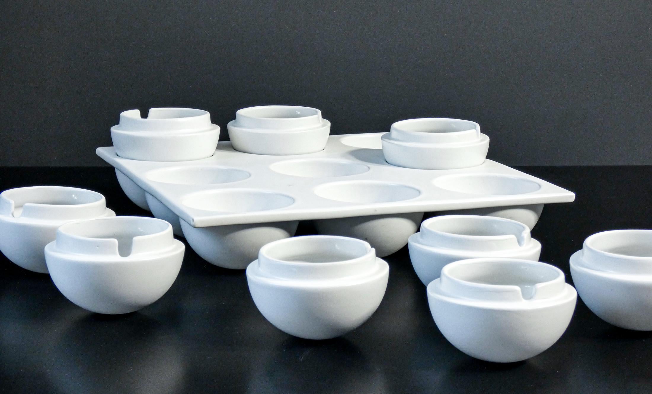 Set of Nine Ceramic Ashtrays on Tray. Design Ambrogio Pozzi for C. Franco Pozzi In Good Condition In Torino, IT
