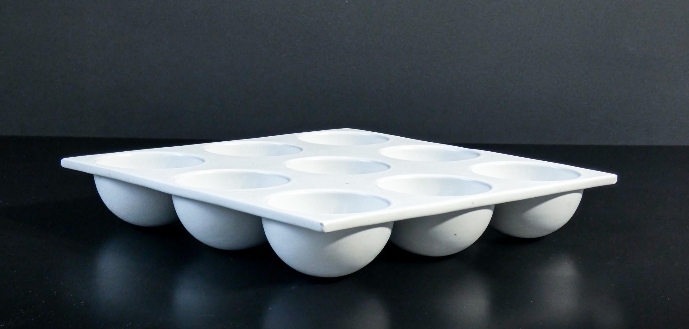 Set of Nine Ceramic Ashtrays on Tray. Design Ambrogio Pozzi for C. Franco Pozzi 2