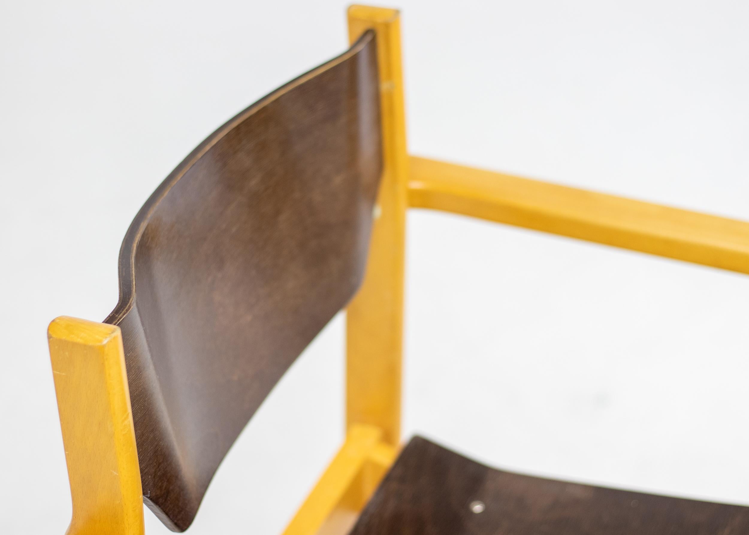 Juego de nueve sillones daneses de madera contrachapada curvada en venta 4