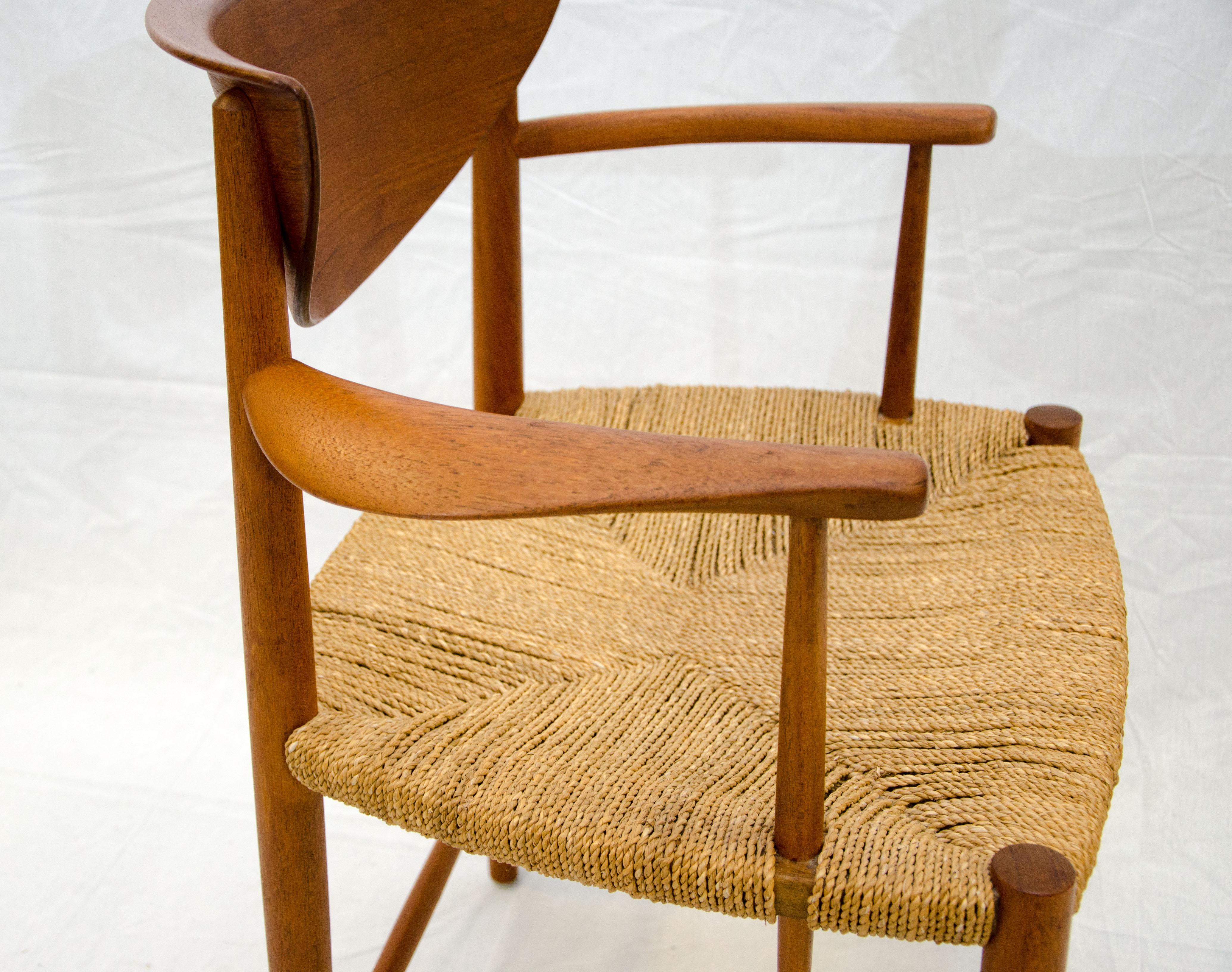 20th Century Set of Nine Danish Teak Dining Chairs by Peter Hvidt