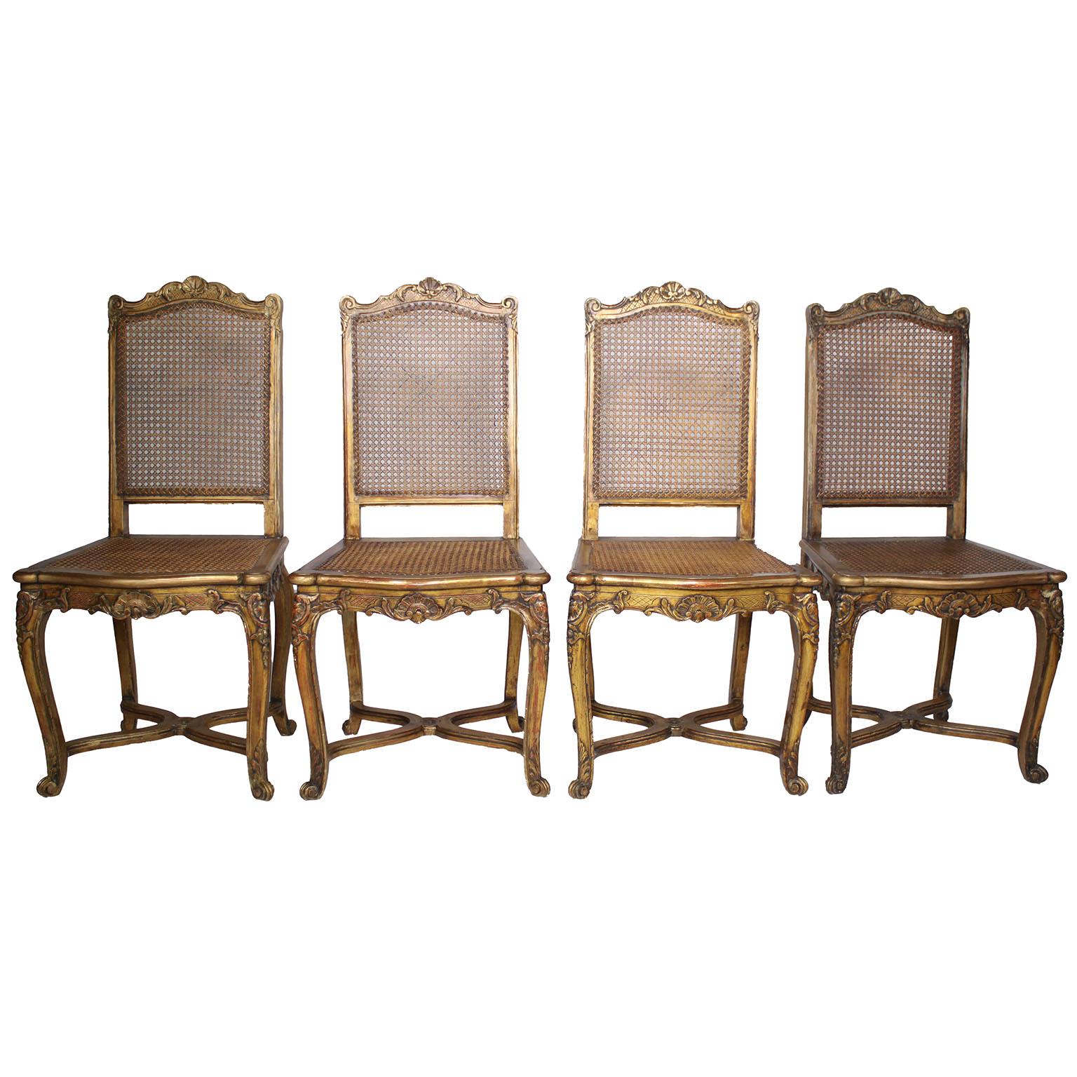 Canna Set di nove sedie da opera francesi del XIX-XX secolo in stile Luigi XV intagliate in legno dorato in vendita