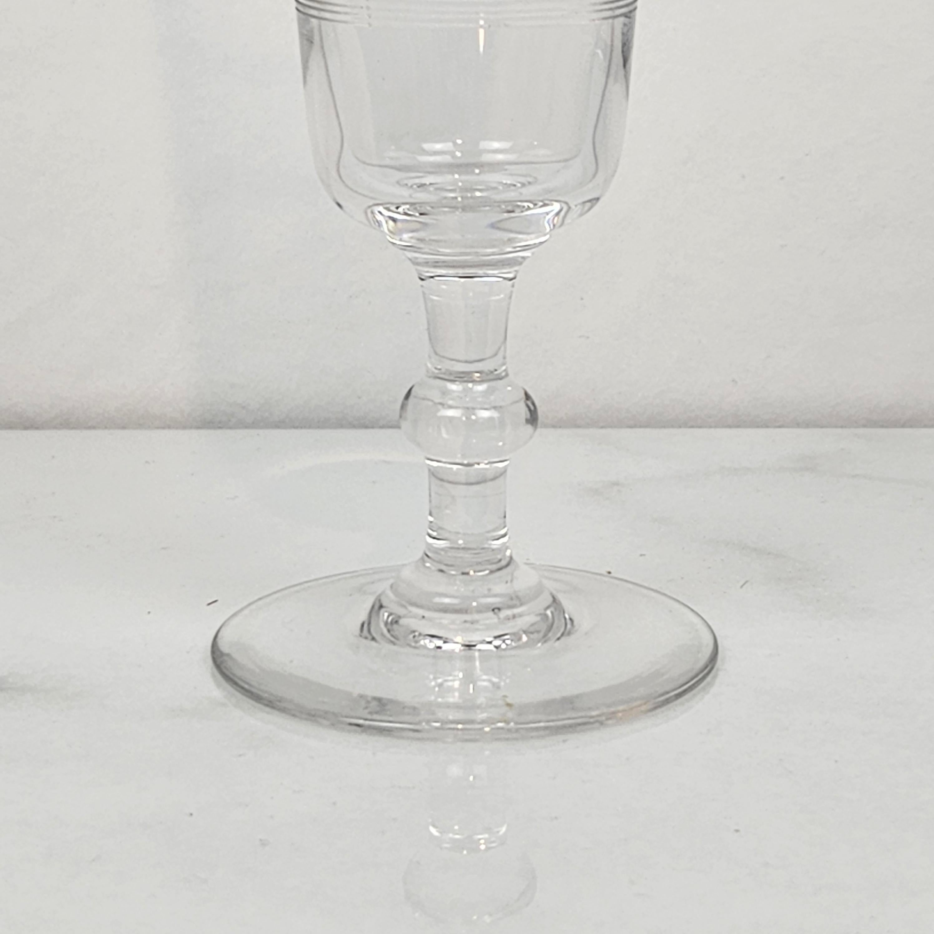 Hand-Crafted Set of Nine French Champagne Flutes in Crystal Glass, Ca. 1890 For Sale