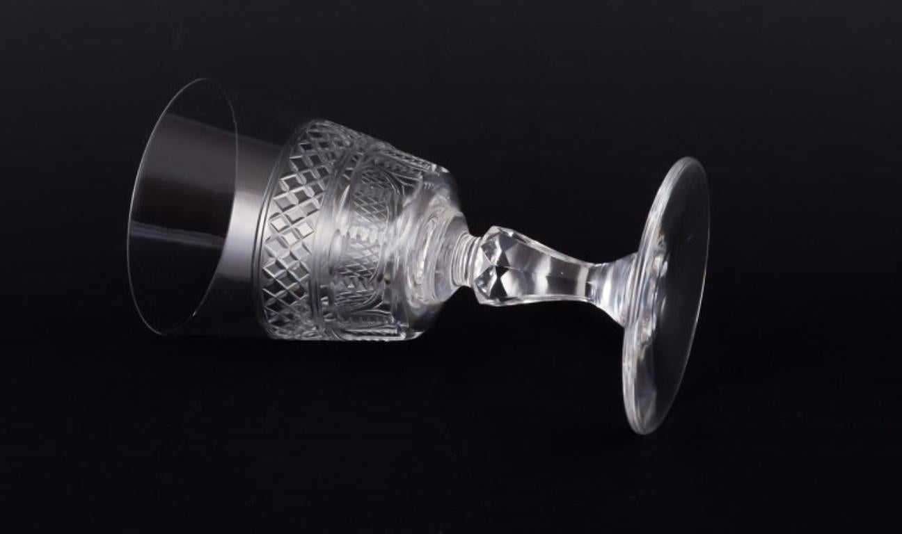 Set di nove bicchieri da sherry francesi in vetro cristallo. Ca 1900 in vendita 1
