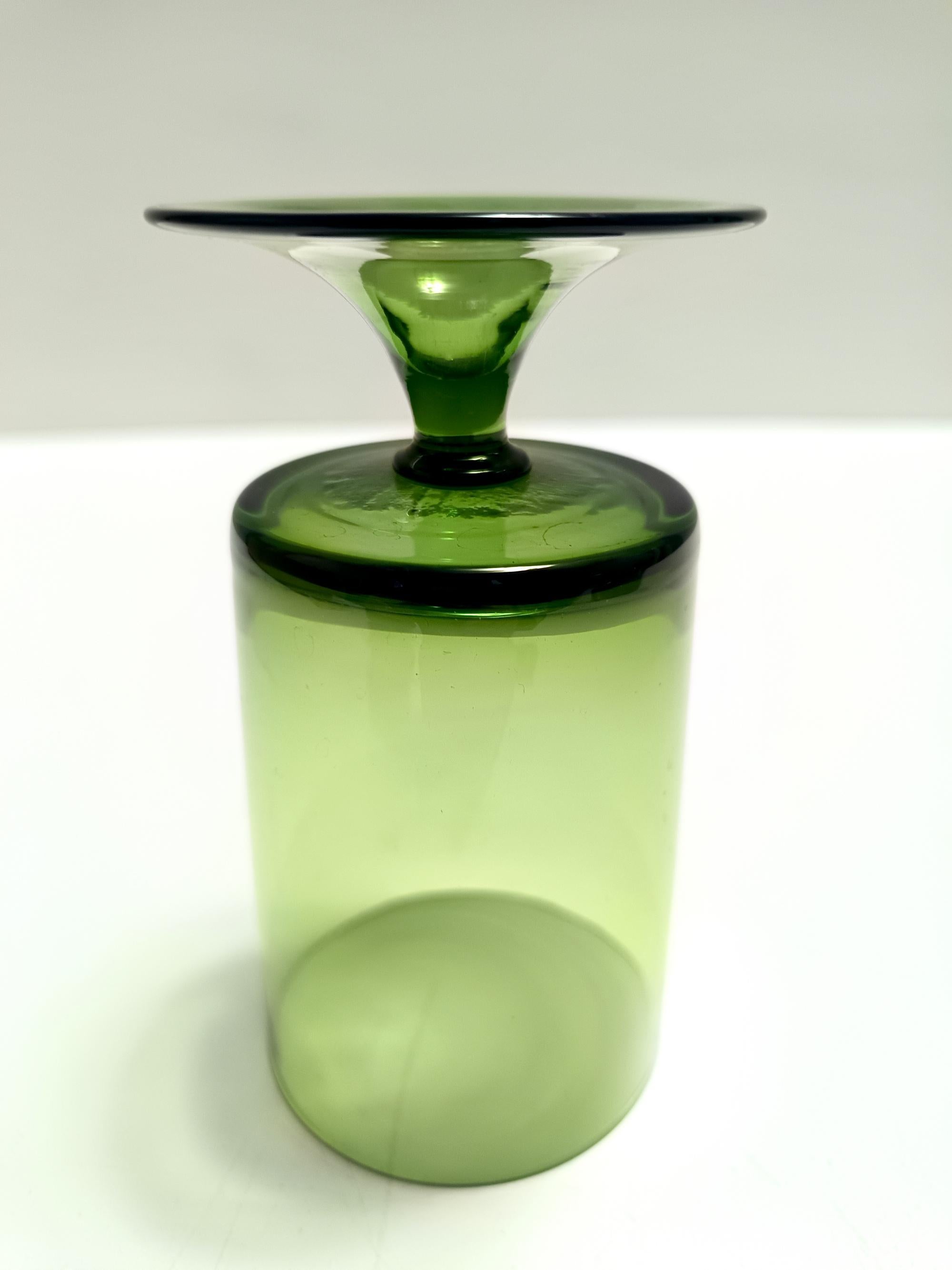 Ensemble de neuf verres à boire verts soufflés à la main, Empoli, Italie en vente 2