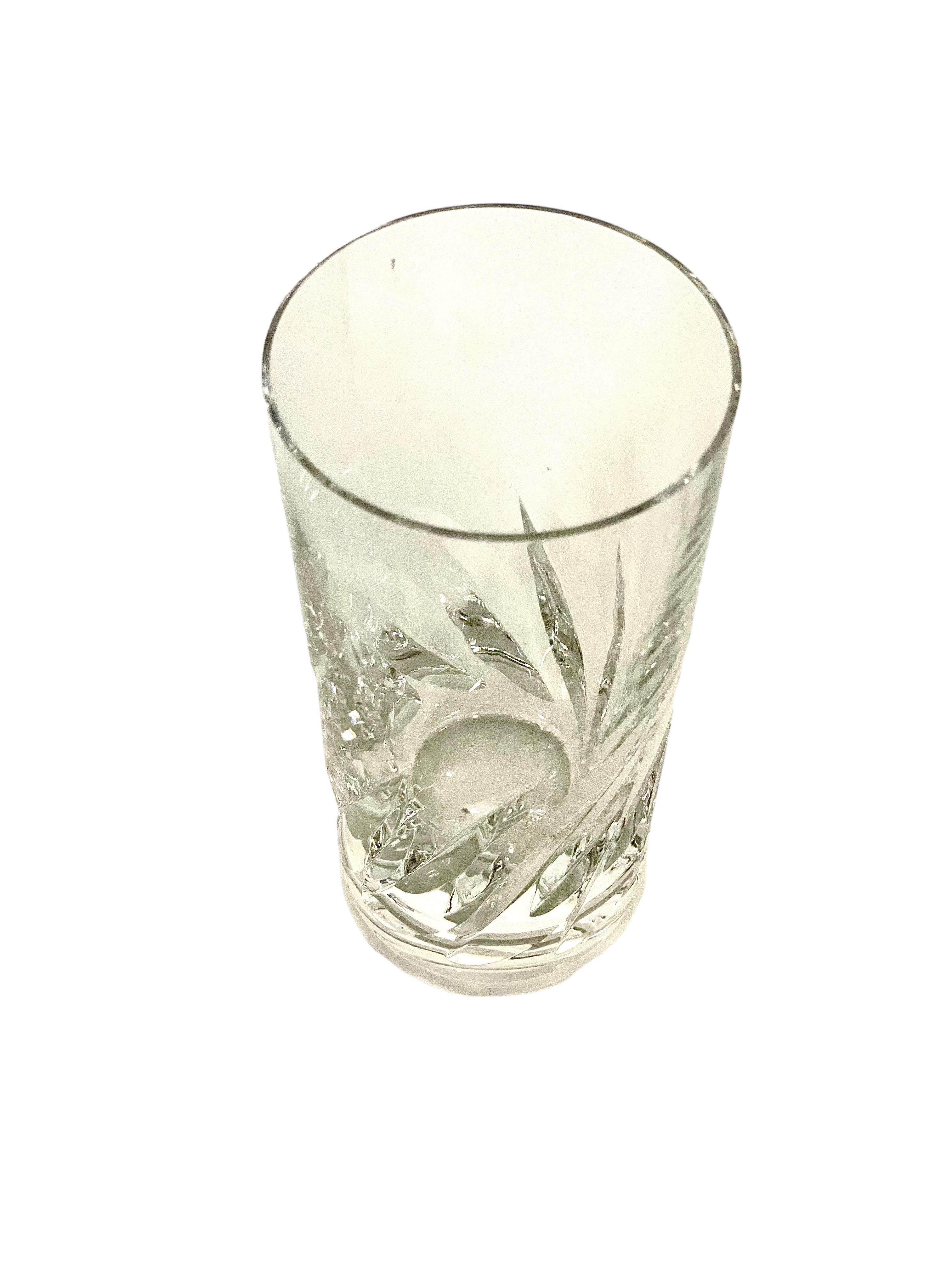 20ième siècle Ensemble de neuf verres hauts de gamme Saint Louis Crystal Mismatched en vente