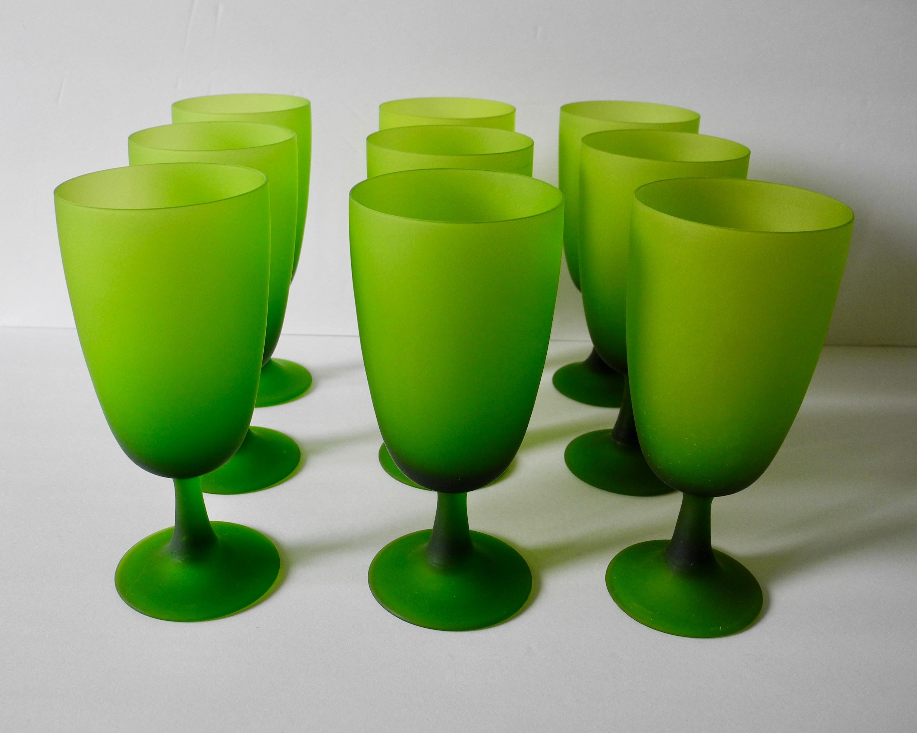 Set of Nine Modern Italian 20th Century Dinner Stemmed Glasses of Frosted Green For Sale 1