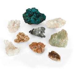Set von neun Naturexemplaren aus Kristall