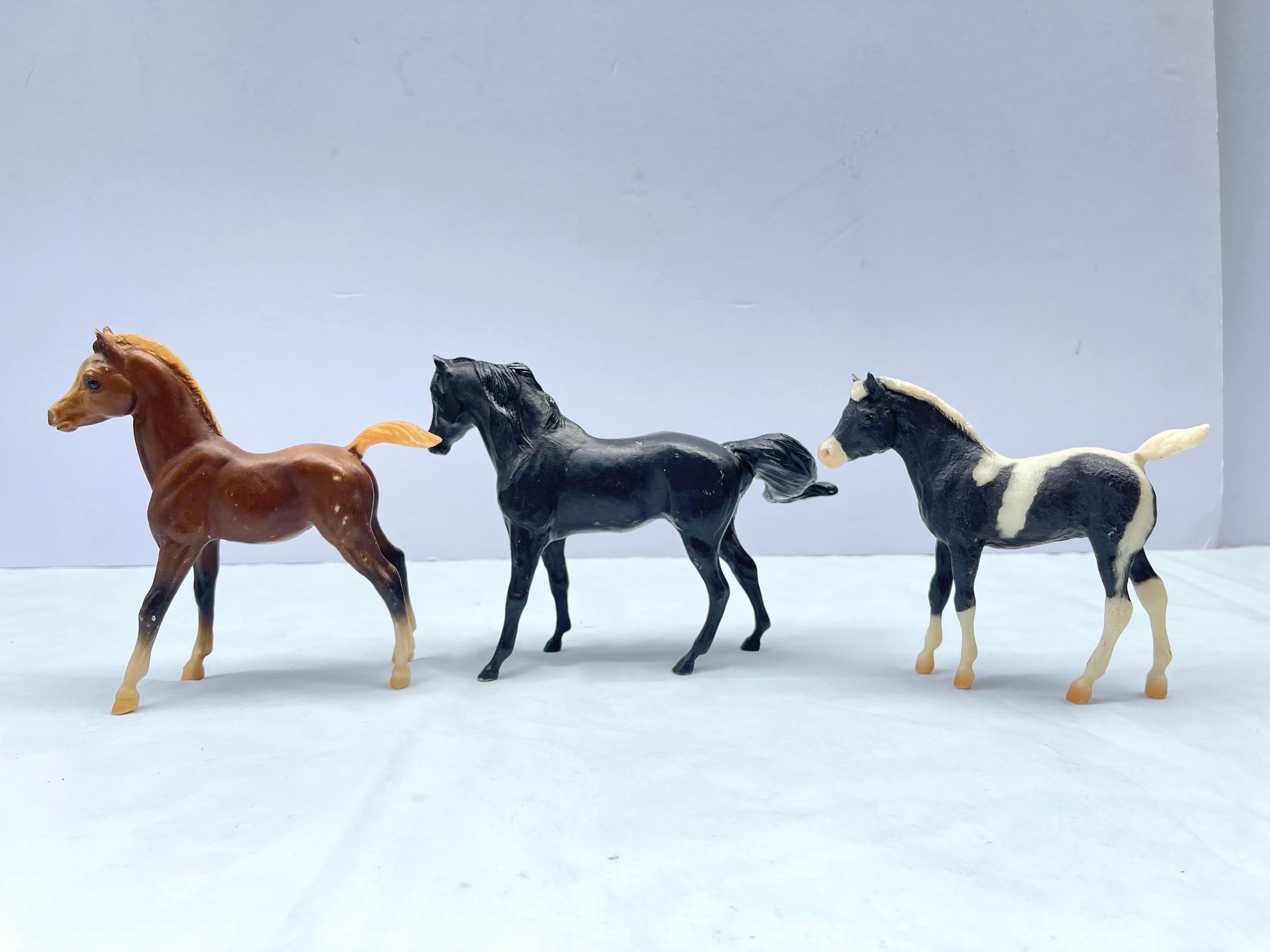 Set of Nine Small Breyer Style Horses (Box 6) For Sale 10