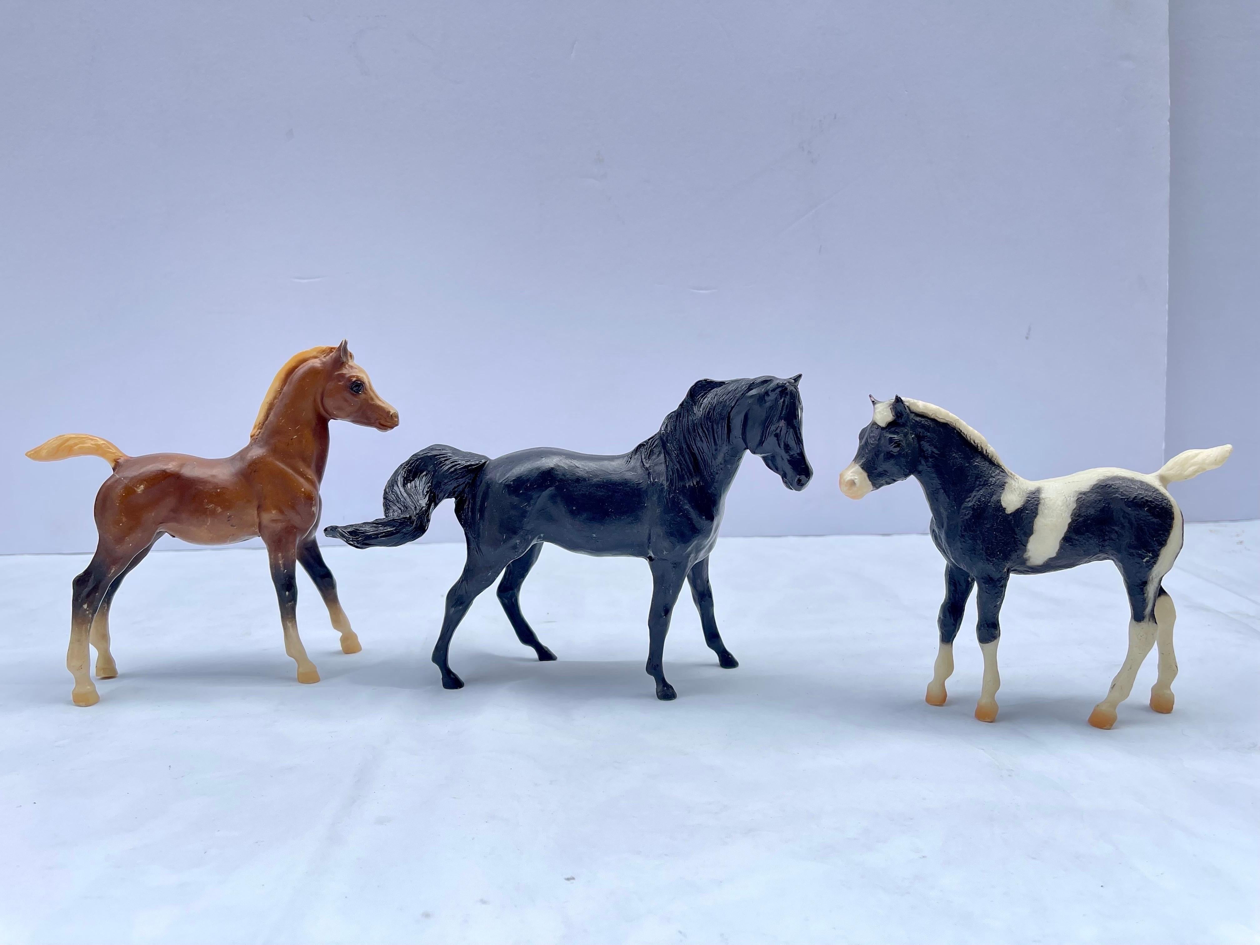 Set of Nine Small Breyer Style Horses (Box 6) For Sale 4