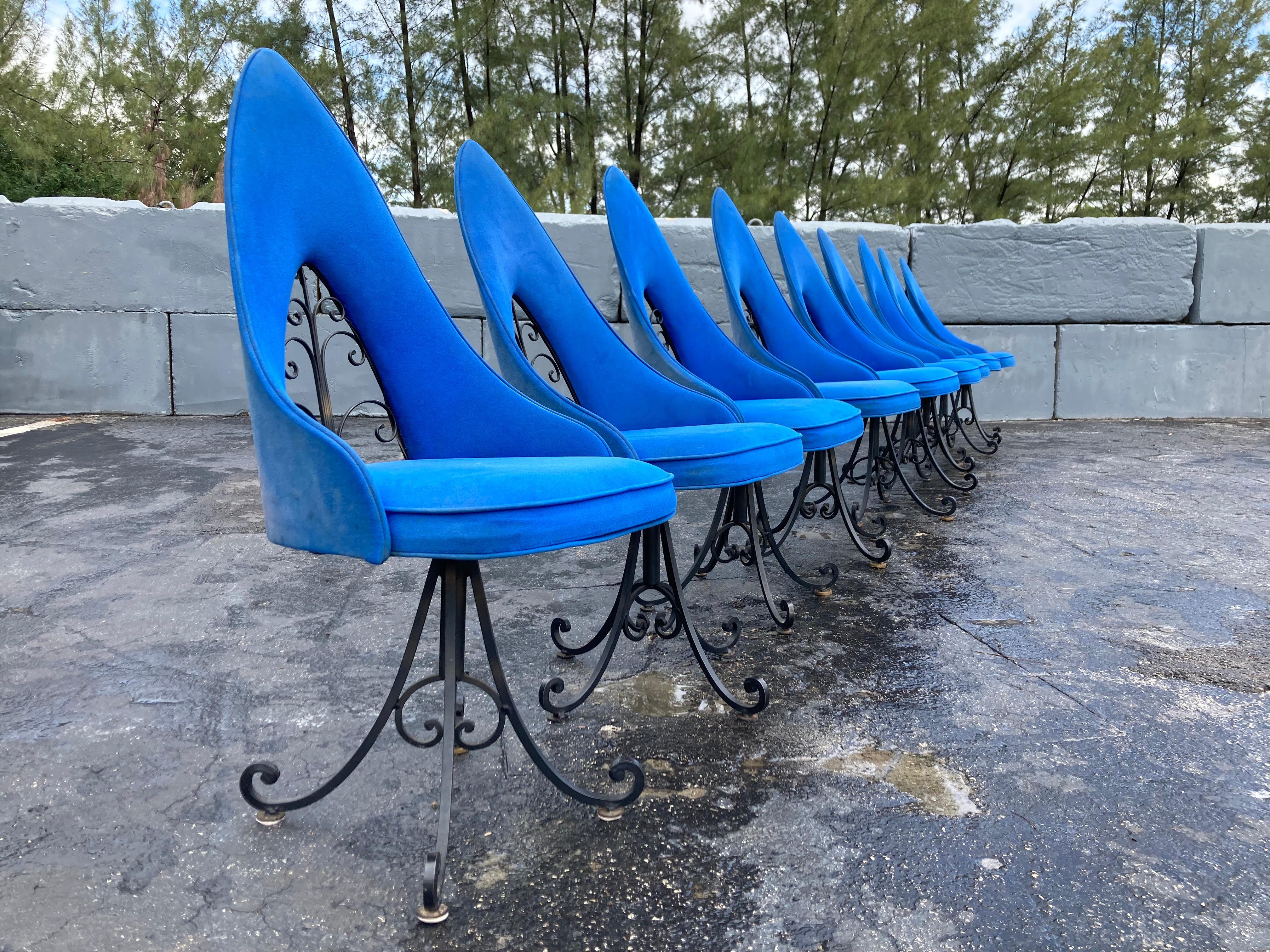Set of Nine Swivel Dining Chairs by Antarenni Ny, Wrought Iron, Retro Vintage In Good Condition For Sale In Miami, FL