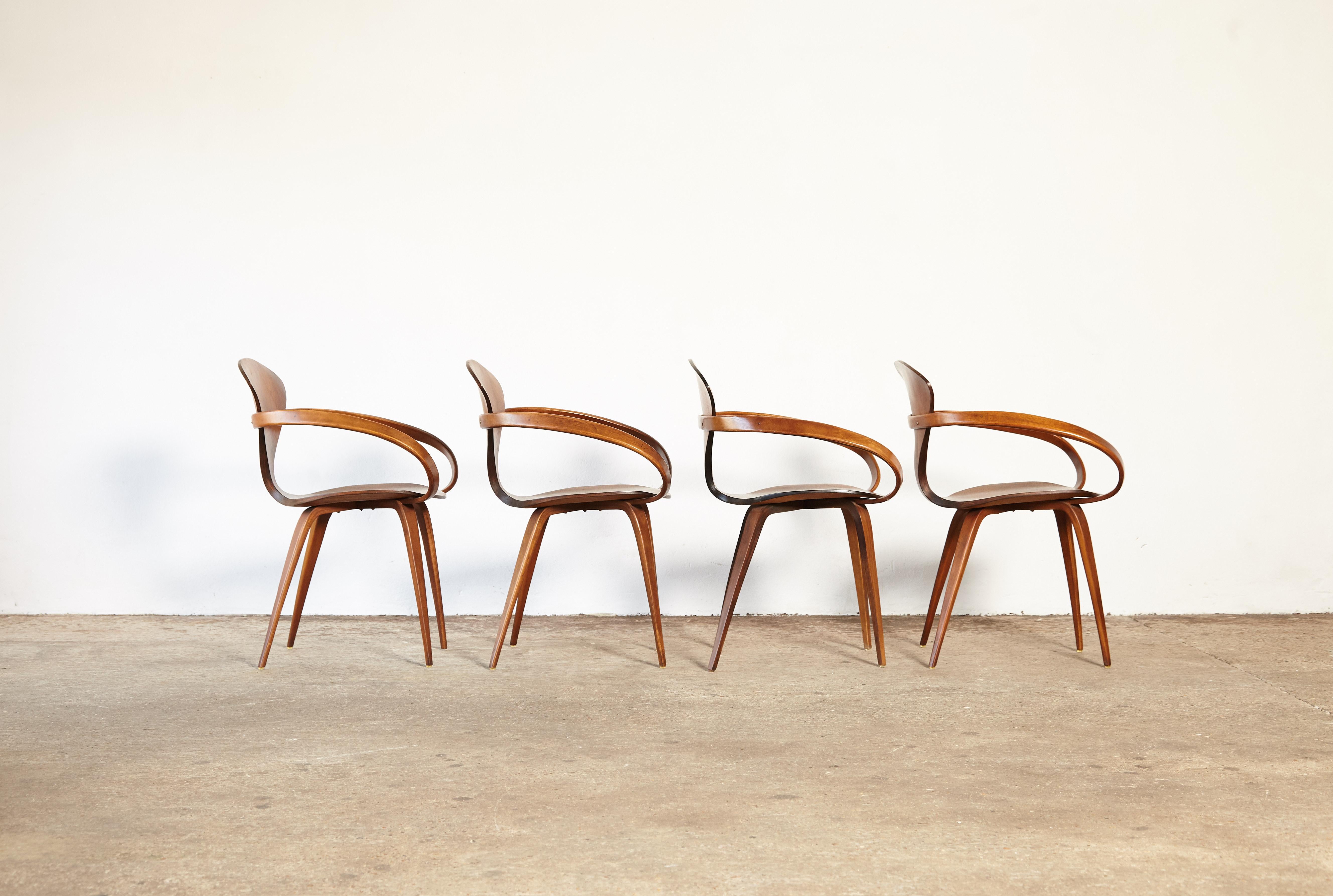 Set of Norman Cherner Pretzel Dining Chairs, Made by Plycraft, USA, 1960s In Good Condition For Sale In London, GB