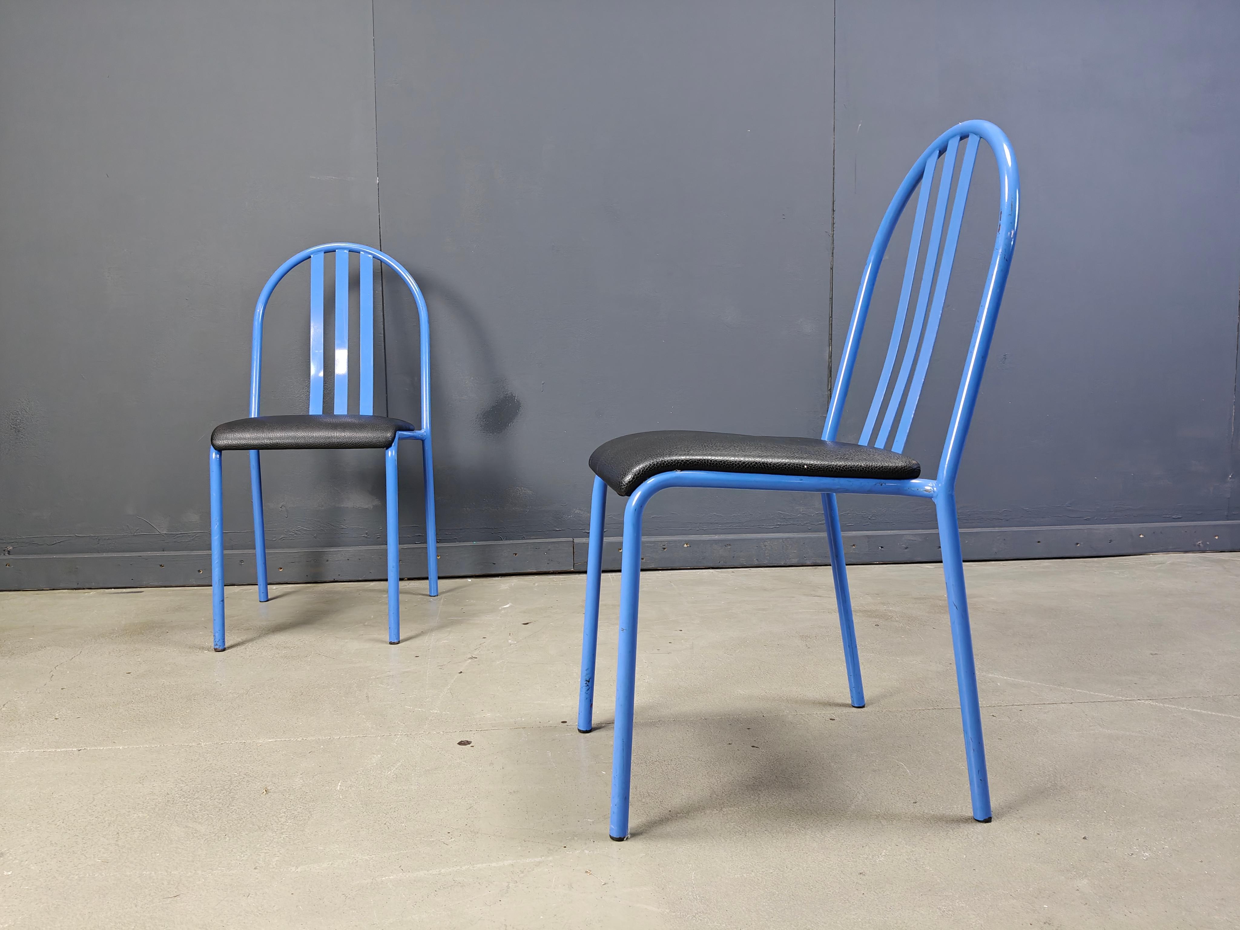 Set of Nr 222 chairs by Robert Mallet-Stevens, 1980s, Set of 7 In Good Condition For Sale In Leuven, Vlaams Gewest