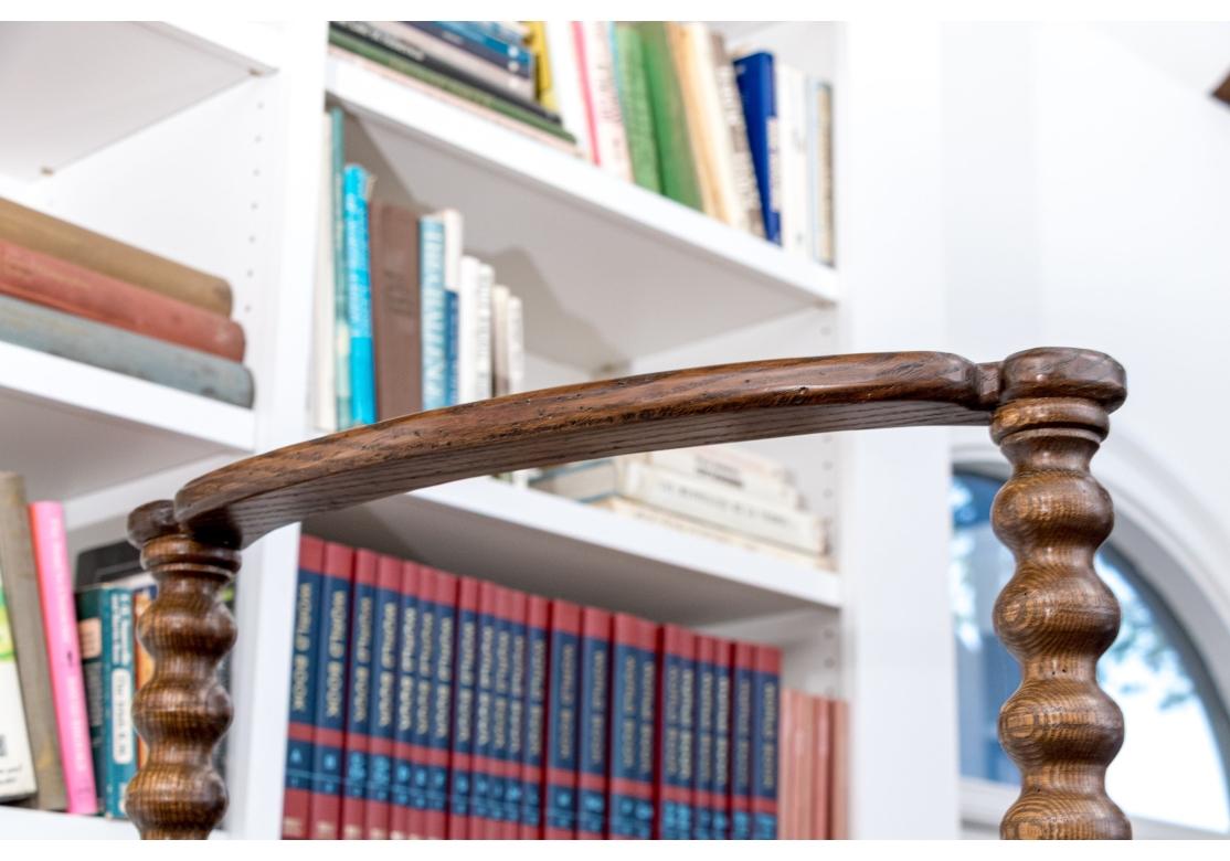 Satz geklöppelter Bibliothekstreppen aus Eiche (Georgian) im Angebot