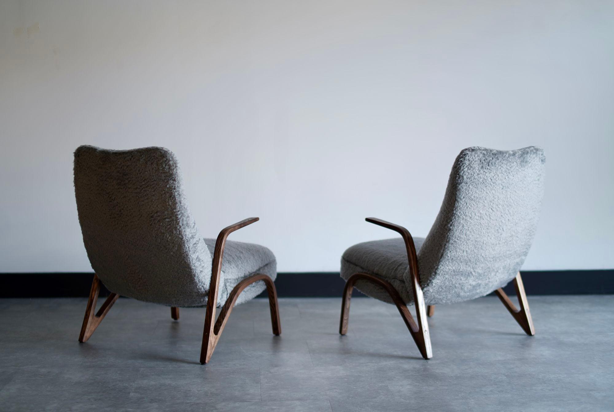 Mid-Century Modern Set of Oak Lounge Chairs by Paul Bode in Mohair, C. 1960s