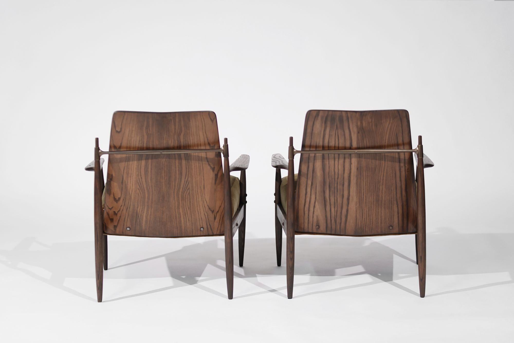 Set of Oak, Mohair and Bronze Lounge Chairs by Dan Johnson, C. 1950s For Sale 1