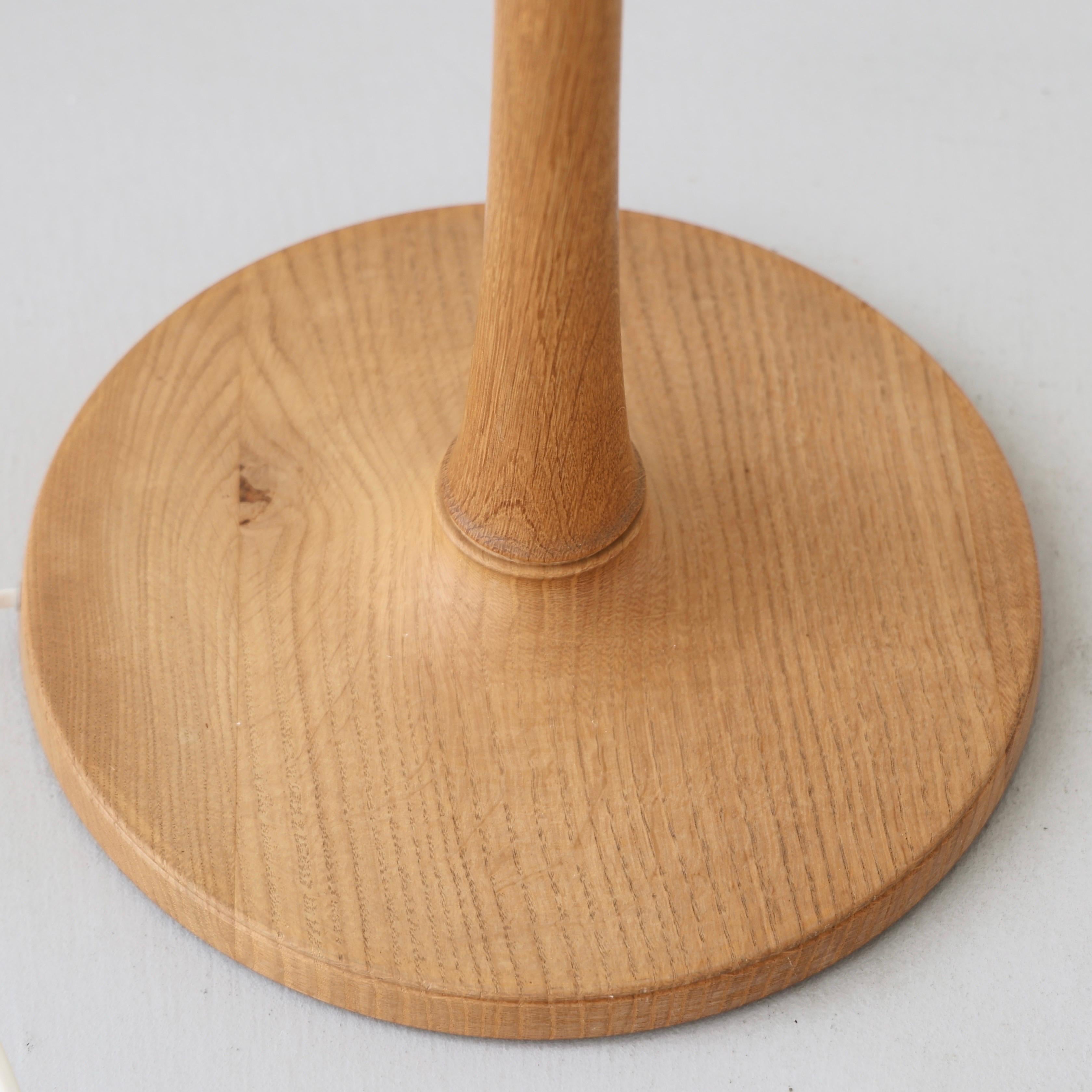 Ensemble de lampadaires en Oak Wood par Esben Klint pour Le Klint, années 1970, Danemark en vente 5