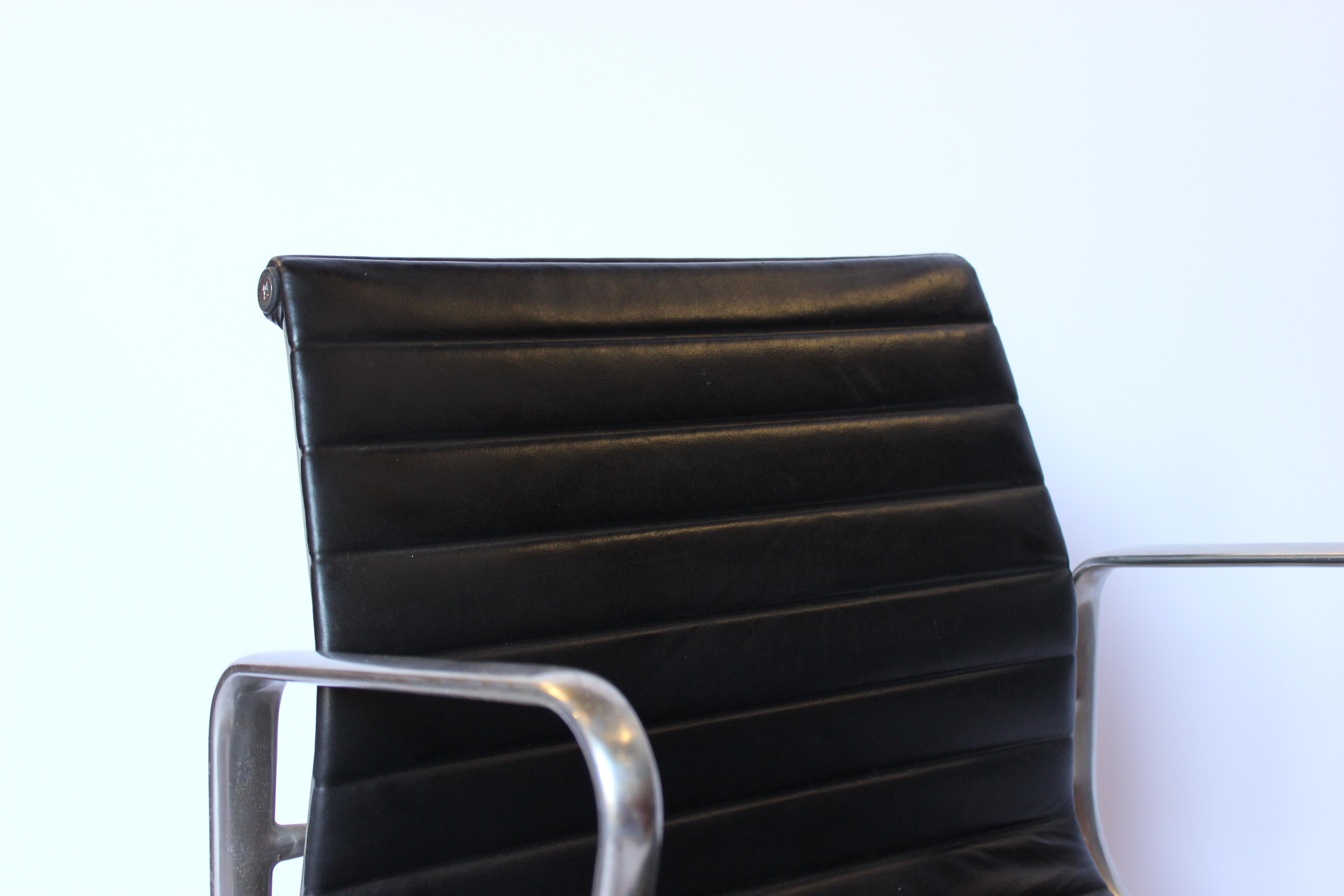 Scandinavian Modern Set Of 2 Office Chairs Model EA 107 By Charles & Ray Eames From 1970s For Sale