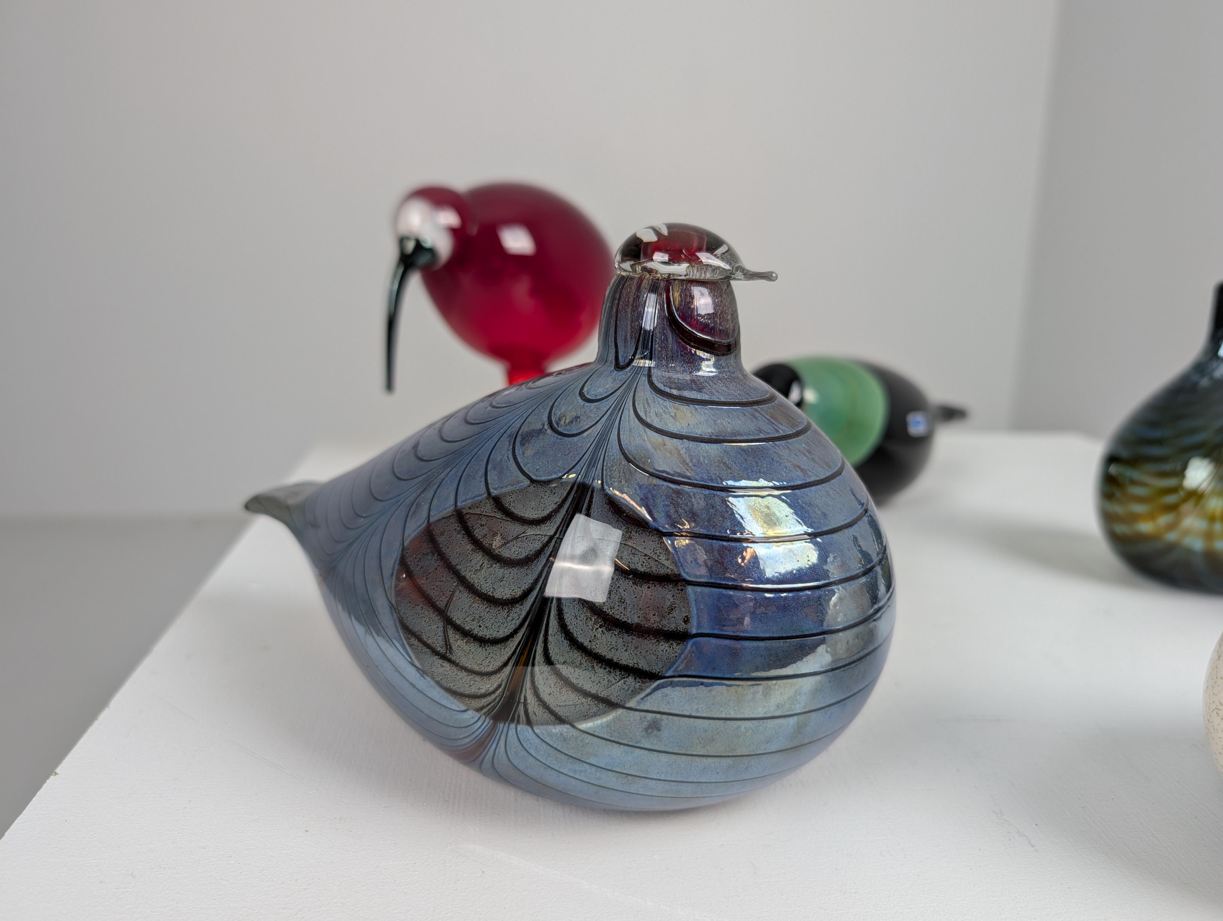 Vetro artistico Set di uccelli e bottiglie Oiva Toikka, Ibis rosso, Pheseant, Iittala e Nuutajärvi in vendita
