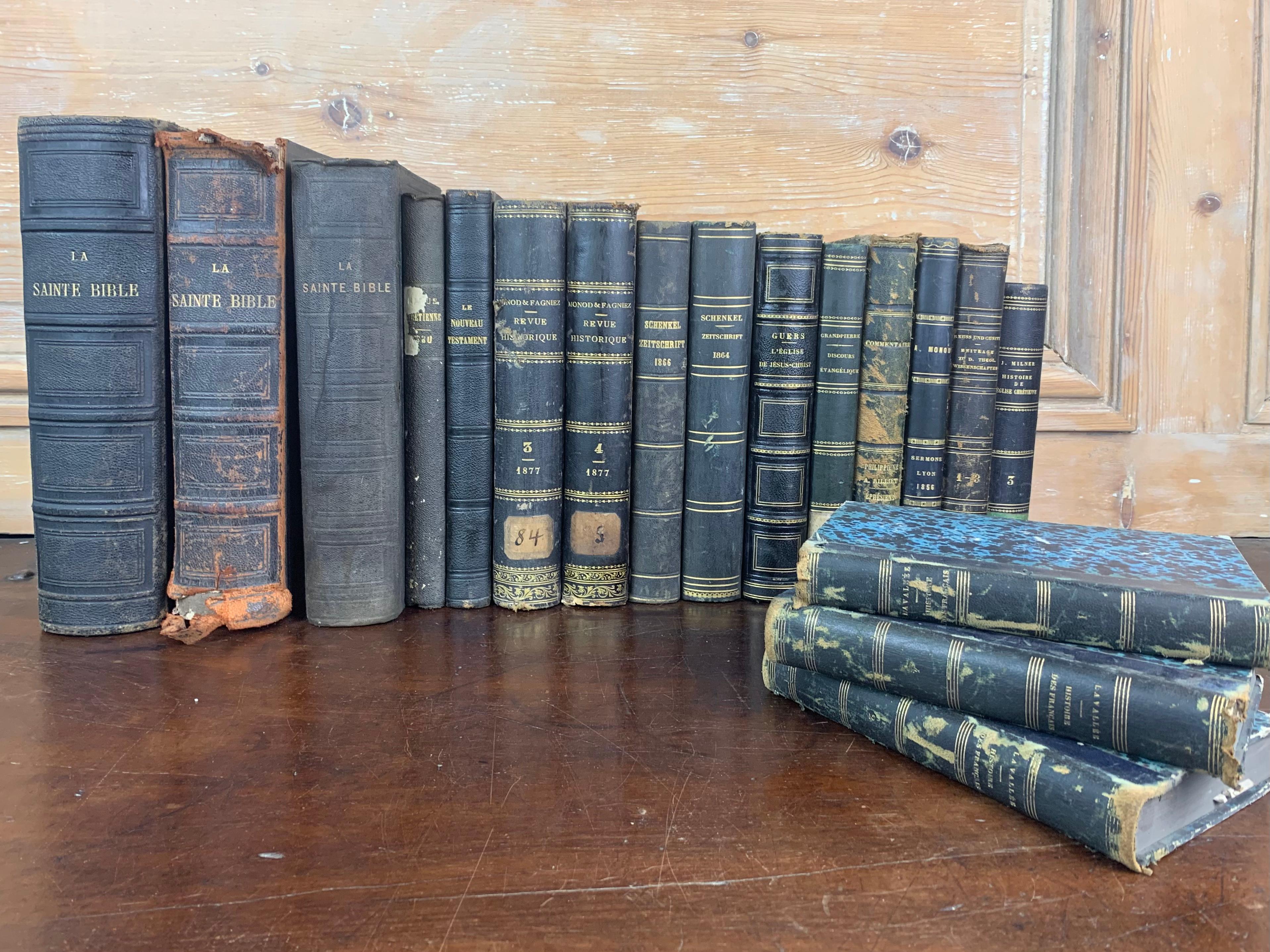 Set of Old Bound Books 19th Century For Sale 1