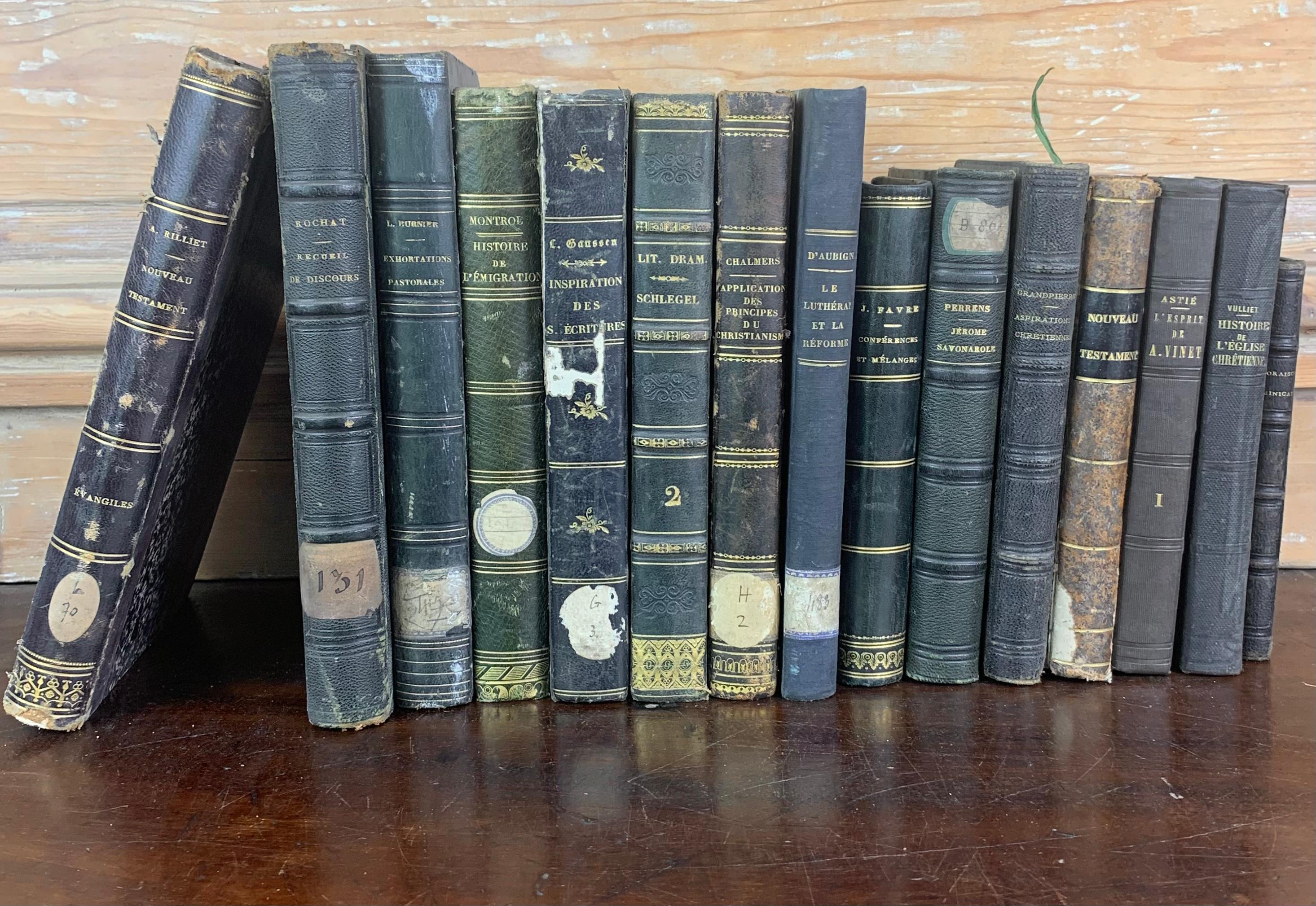 Set of old religious books dating from the 19th century. From an old protestant library near Le Havre in France. These beautiful books are perfect to fill a nice library. Sizes may vary.