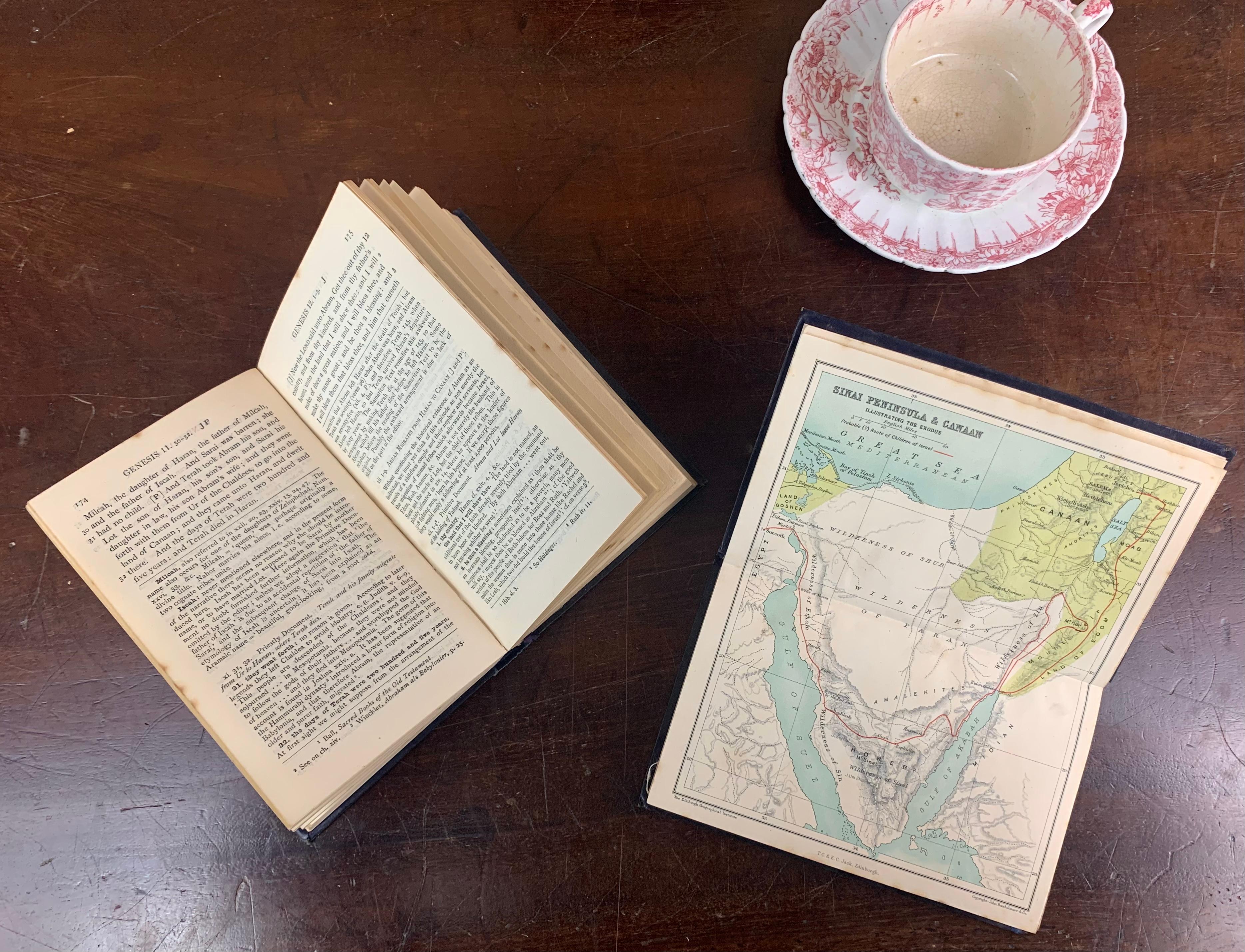 Conjunto de Libros Religiosos Antiguos circa 1900 siglo XX en venta
