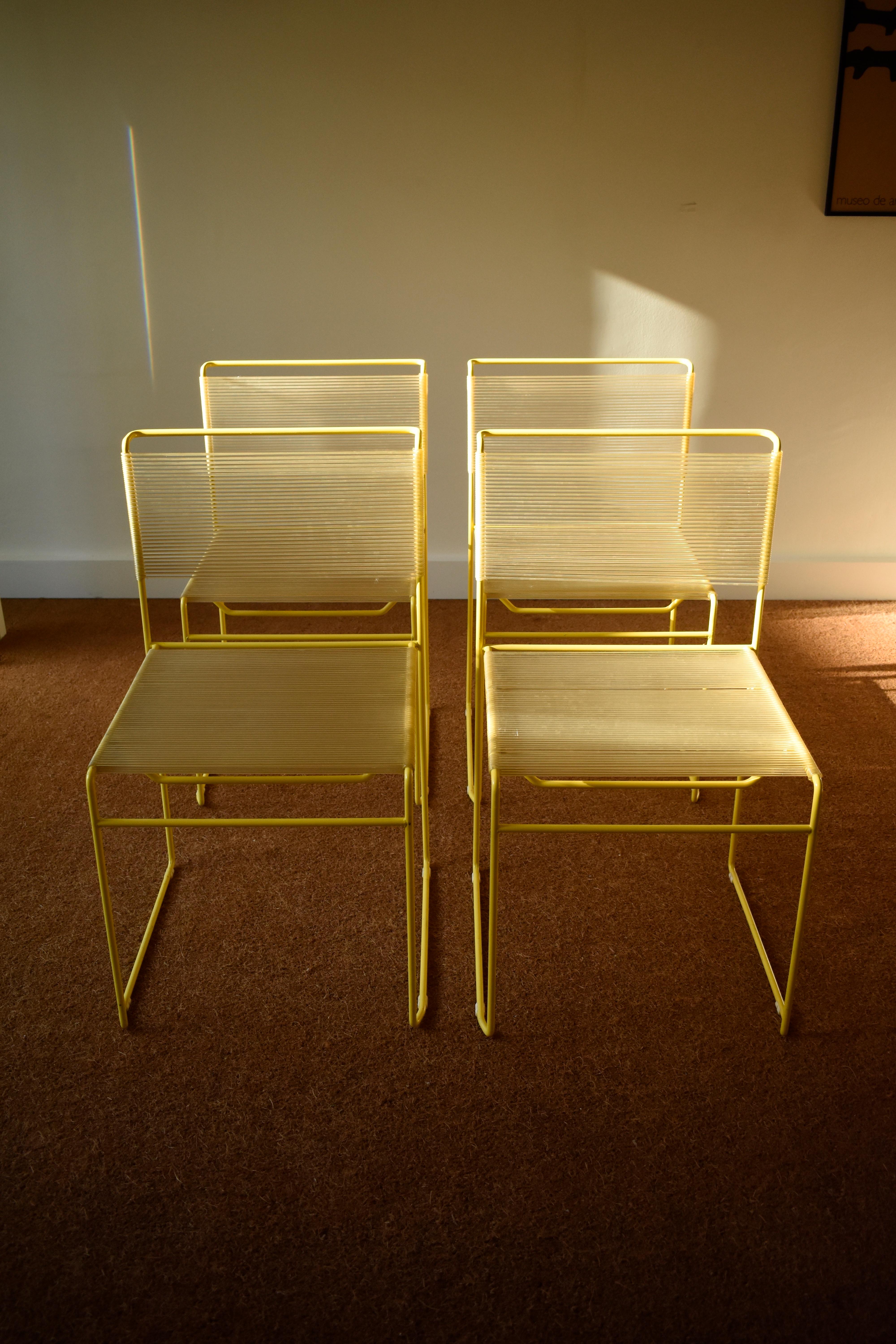 Set of one table and four chairs designed by Giandomenico Belotti for Fly Line For Sale 1
